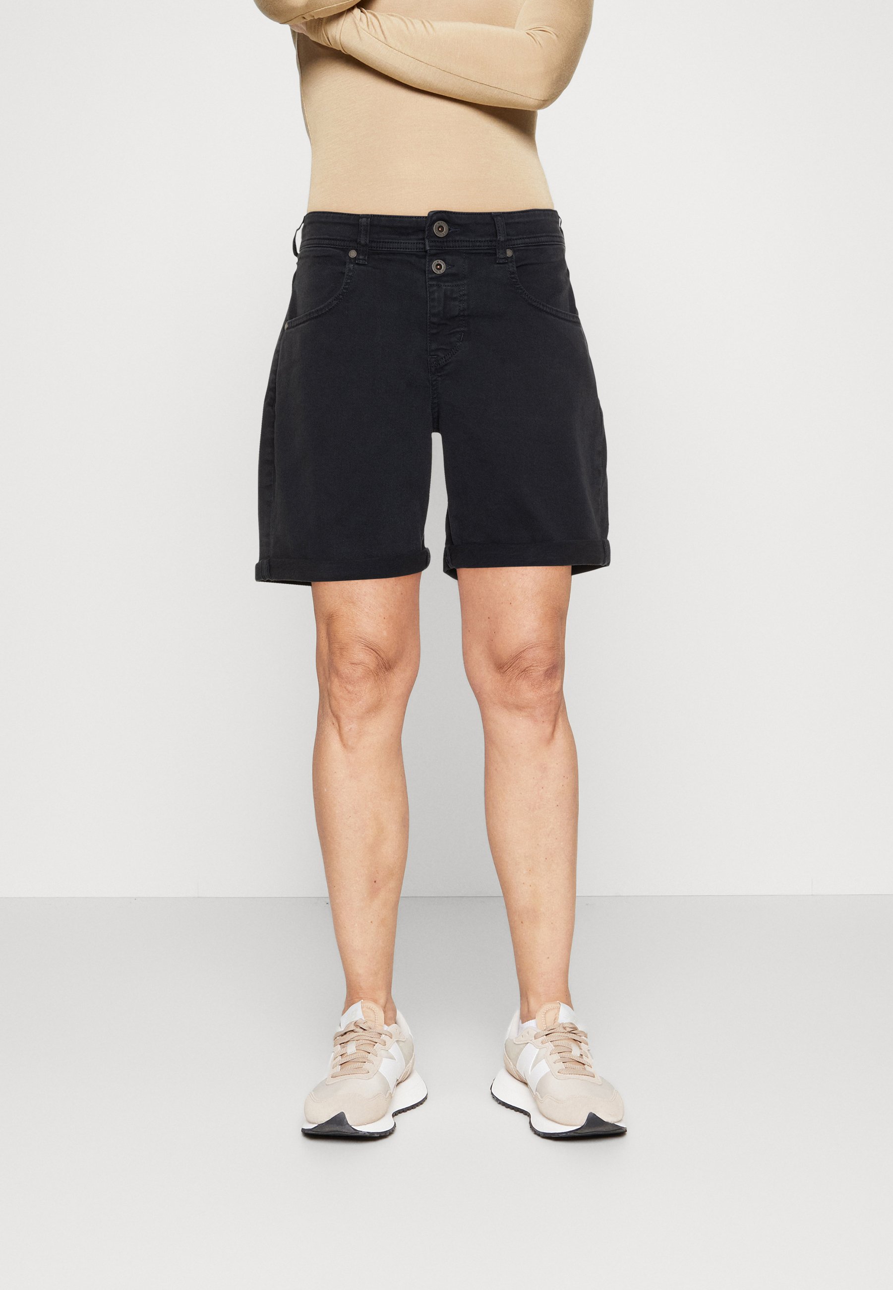 RELAXED FIT REGULAR WAIST MID LENGTH TURN - Denim shorts