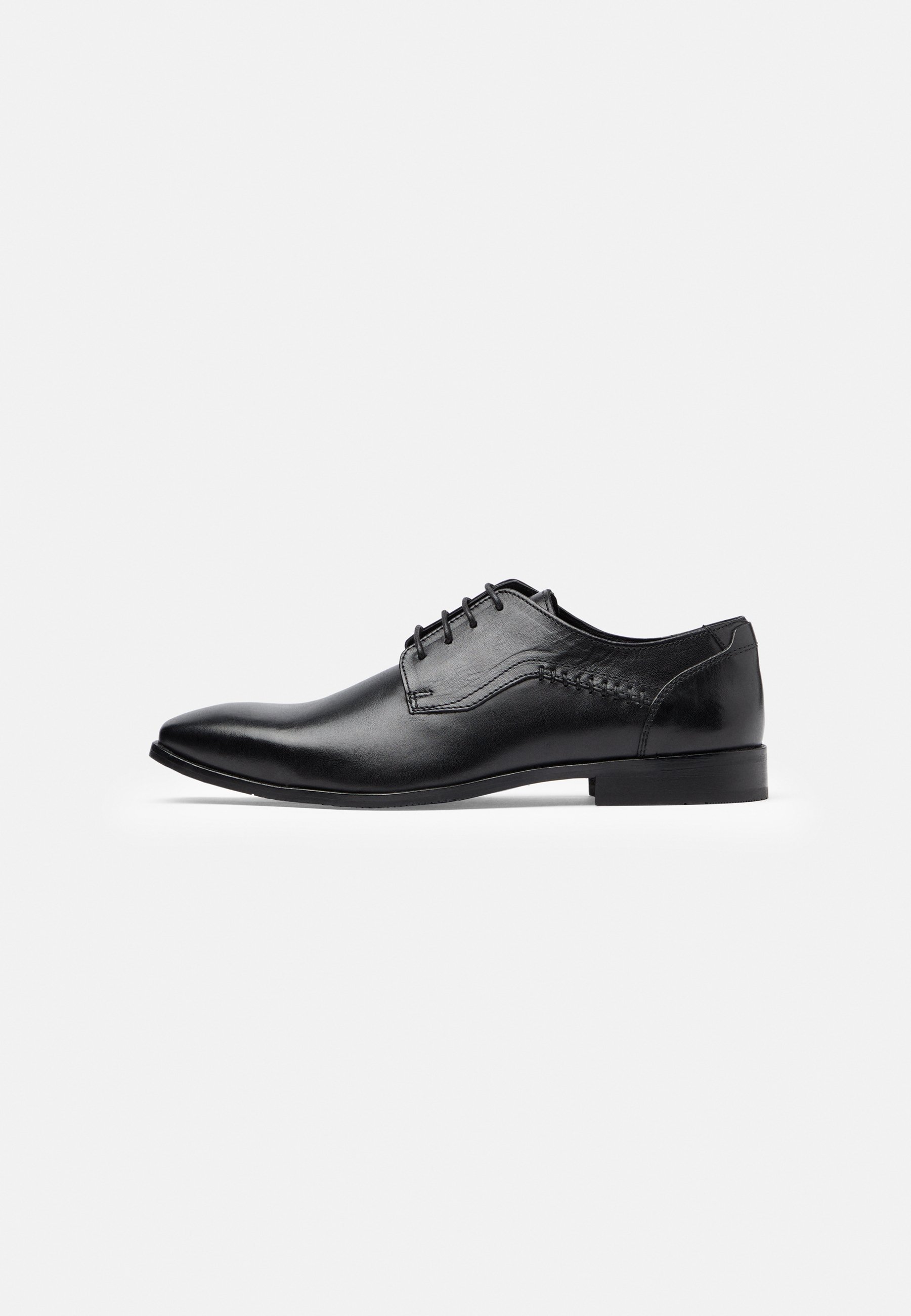 Smart lace-ups