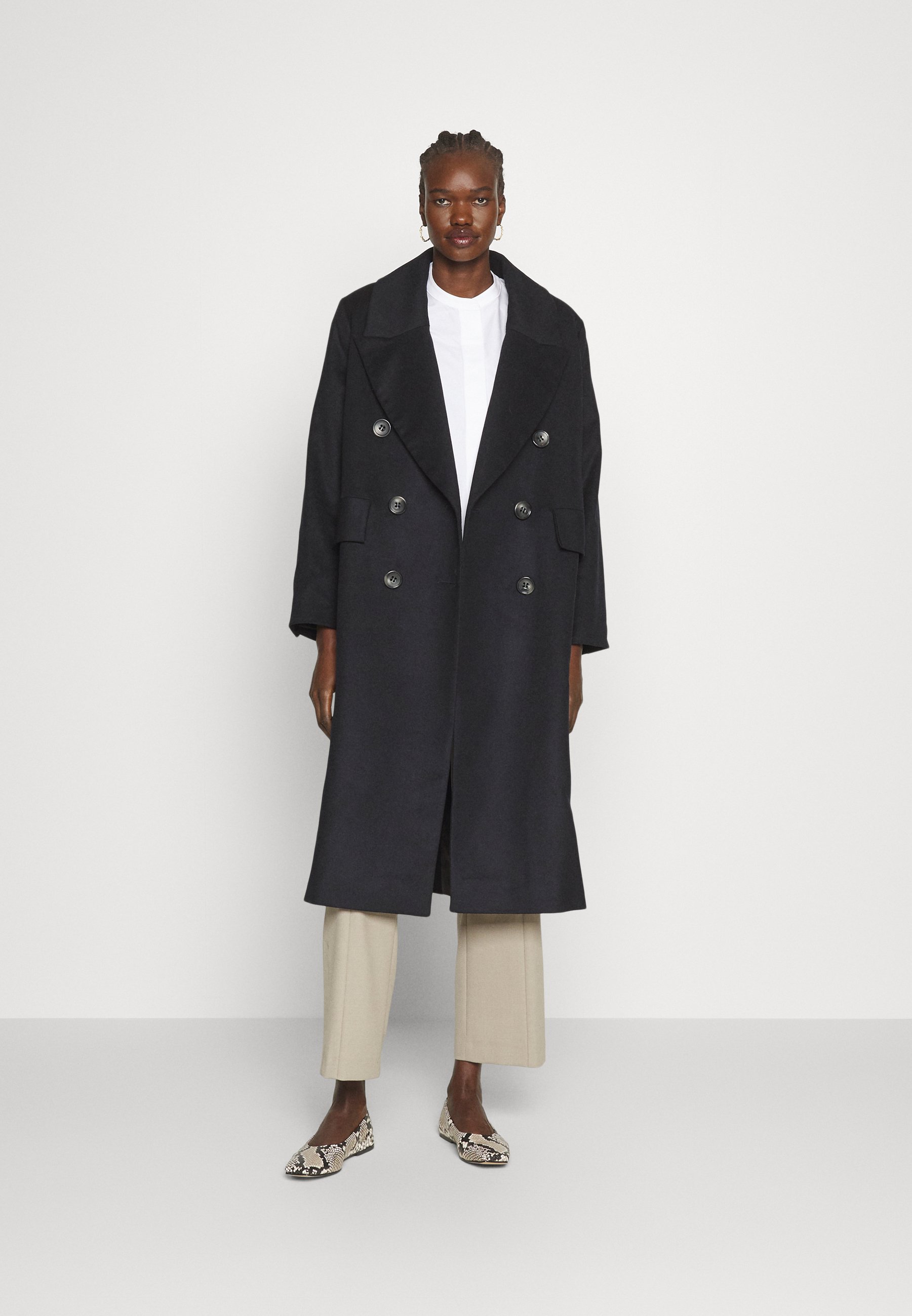 SCALE - Classic coat