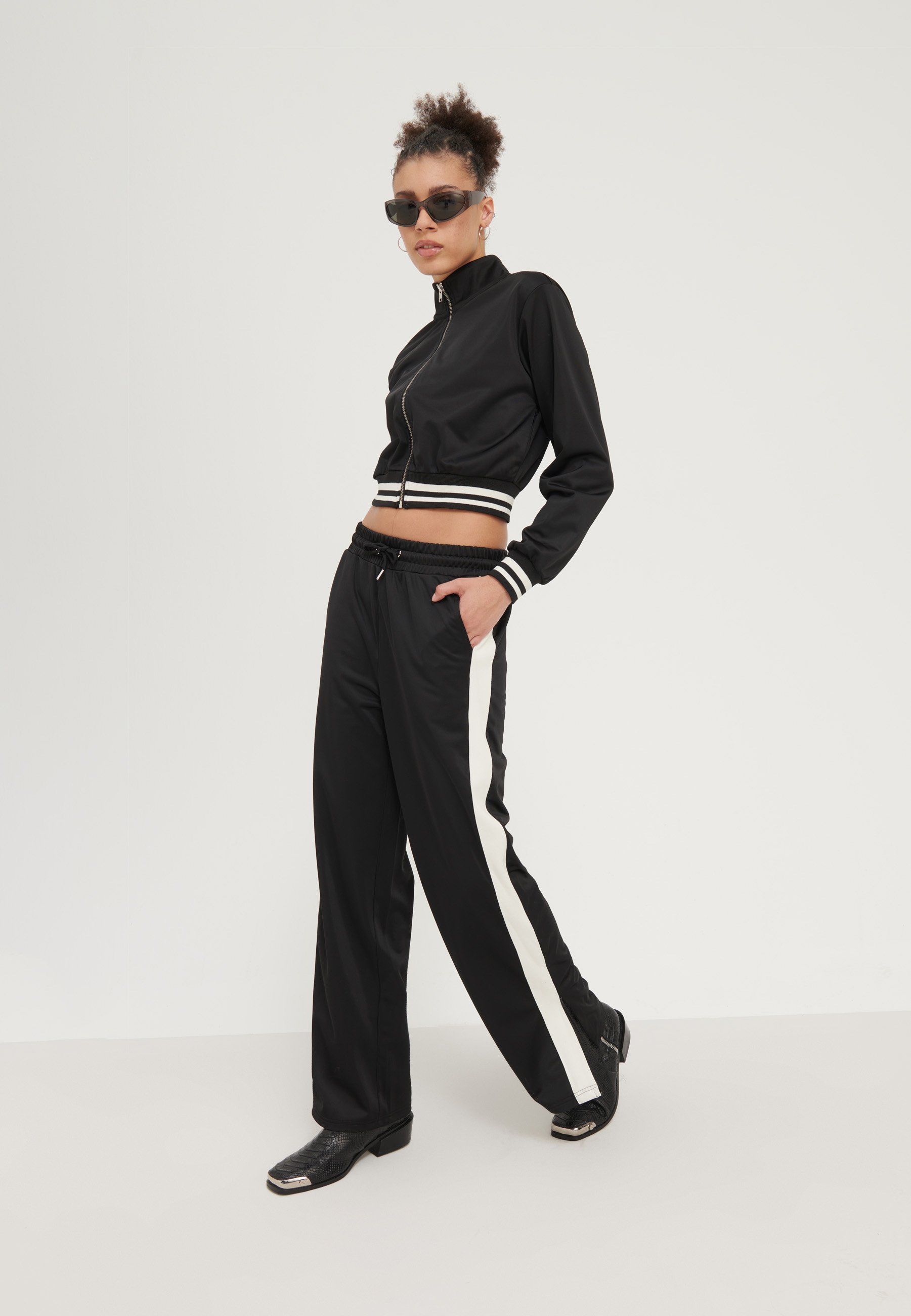 Tracksuit bottoms