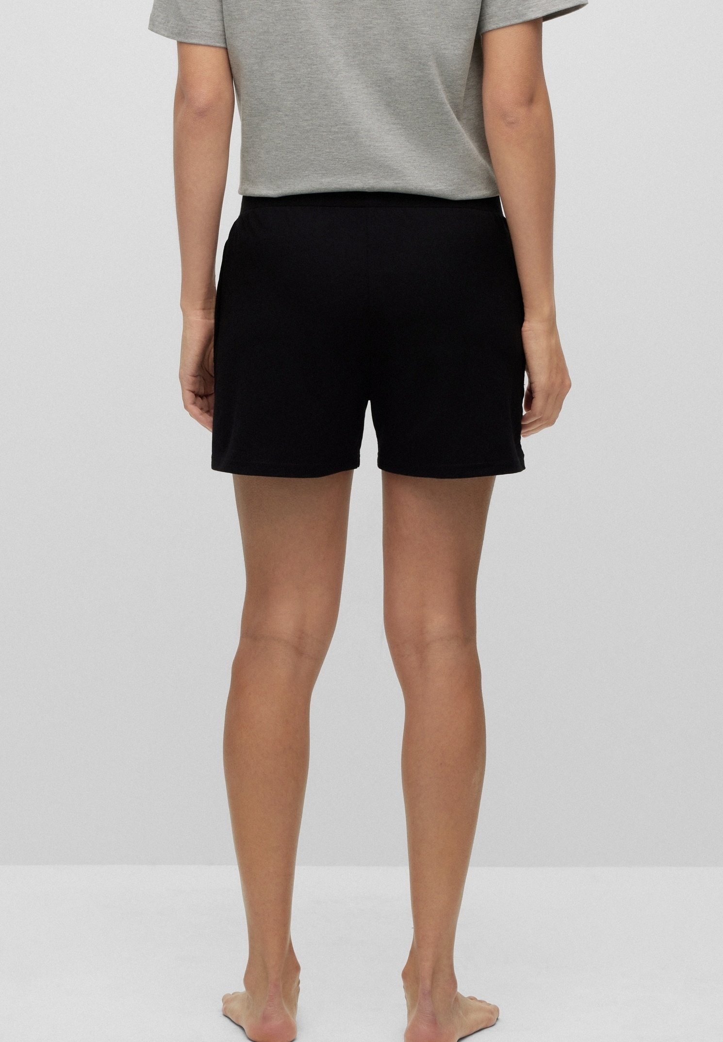 SHUFFLE - Shorts