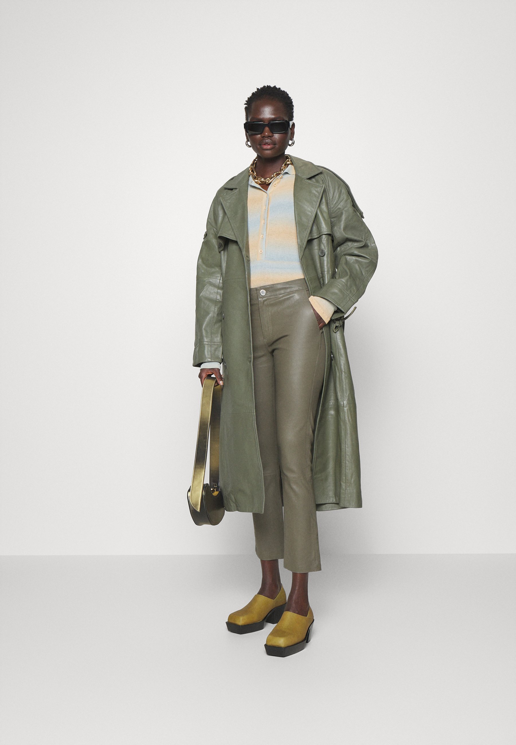 REED - Trenchcoat