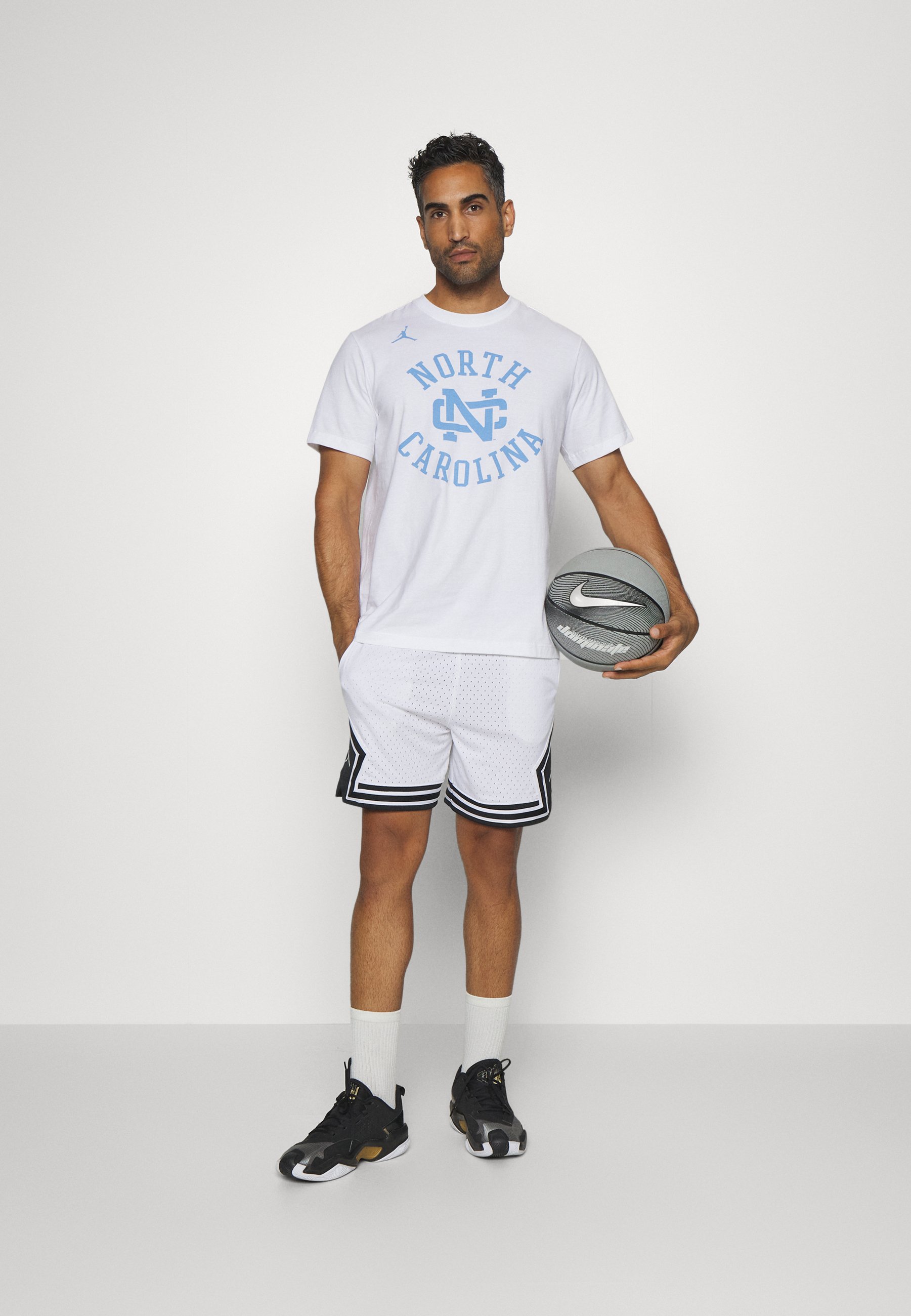 NCAA NORTH CAROLINA HEELS RETRO TEE - Club wear