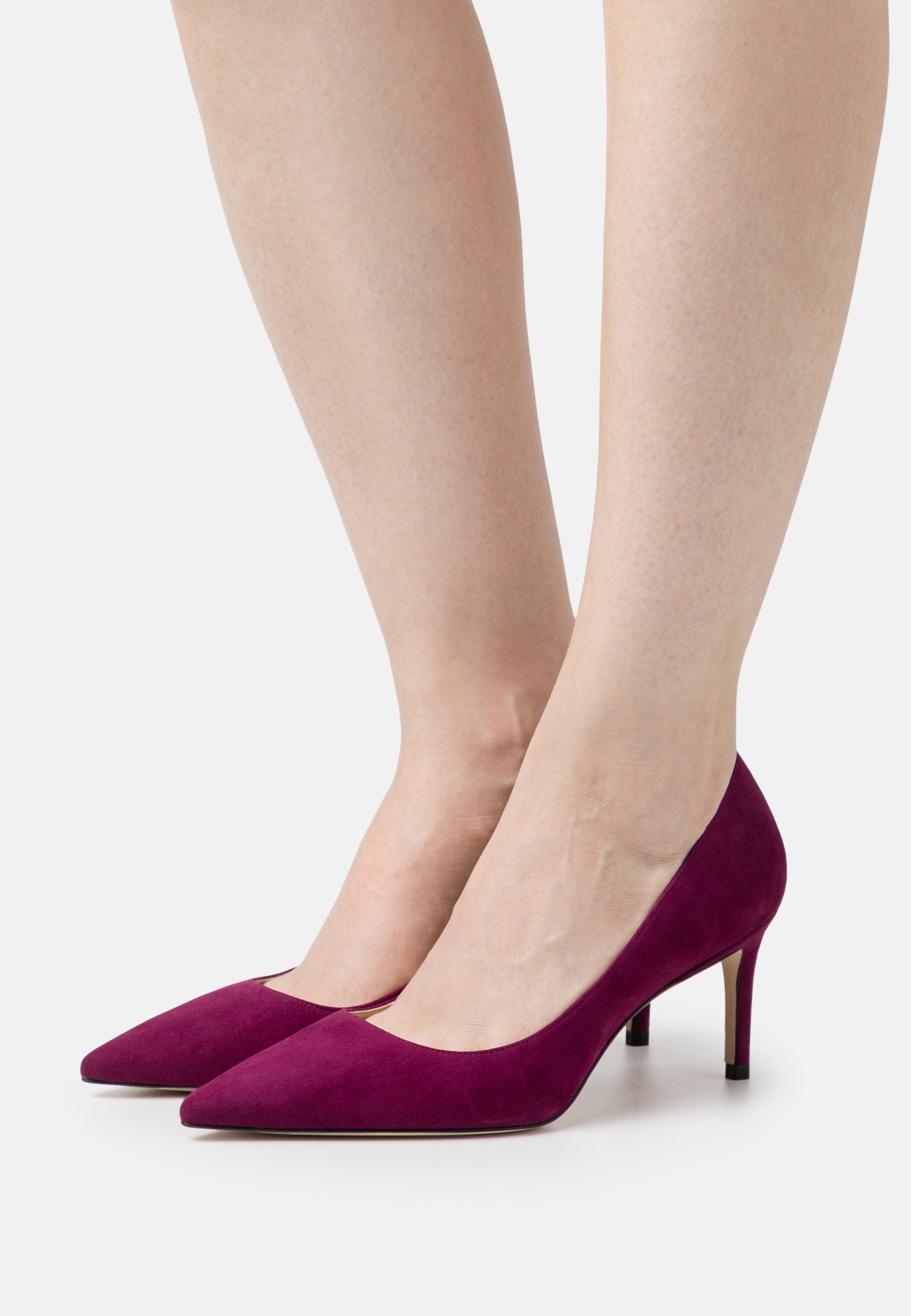 Classic heels