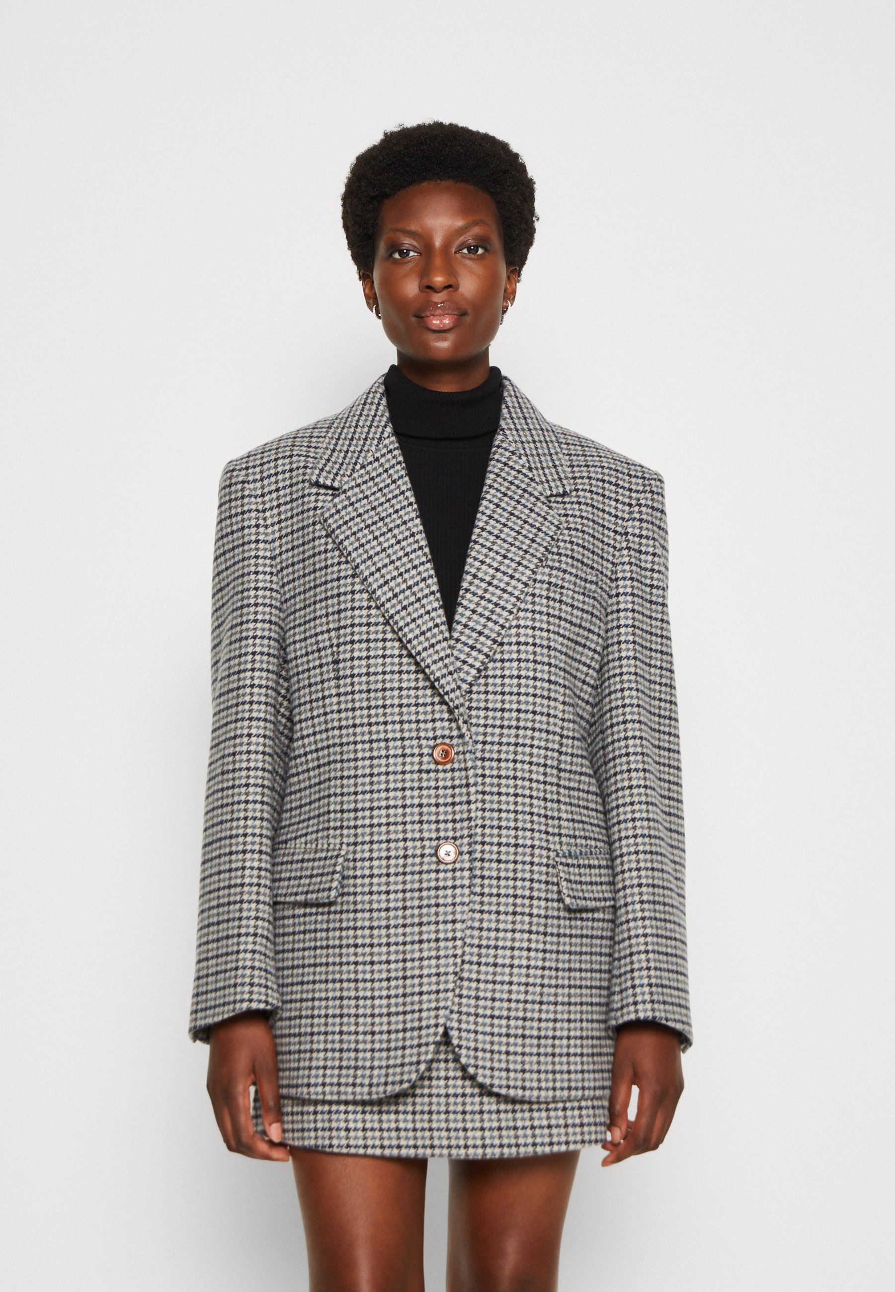 OVERSIZED CHECK - Short coat