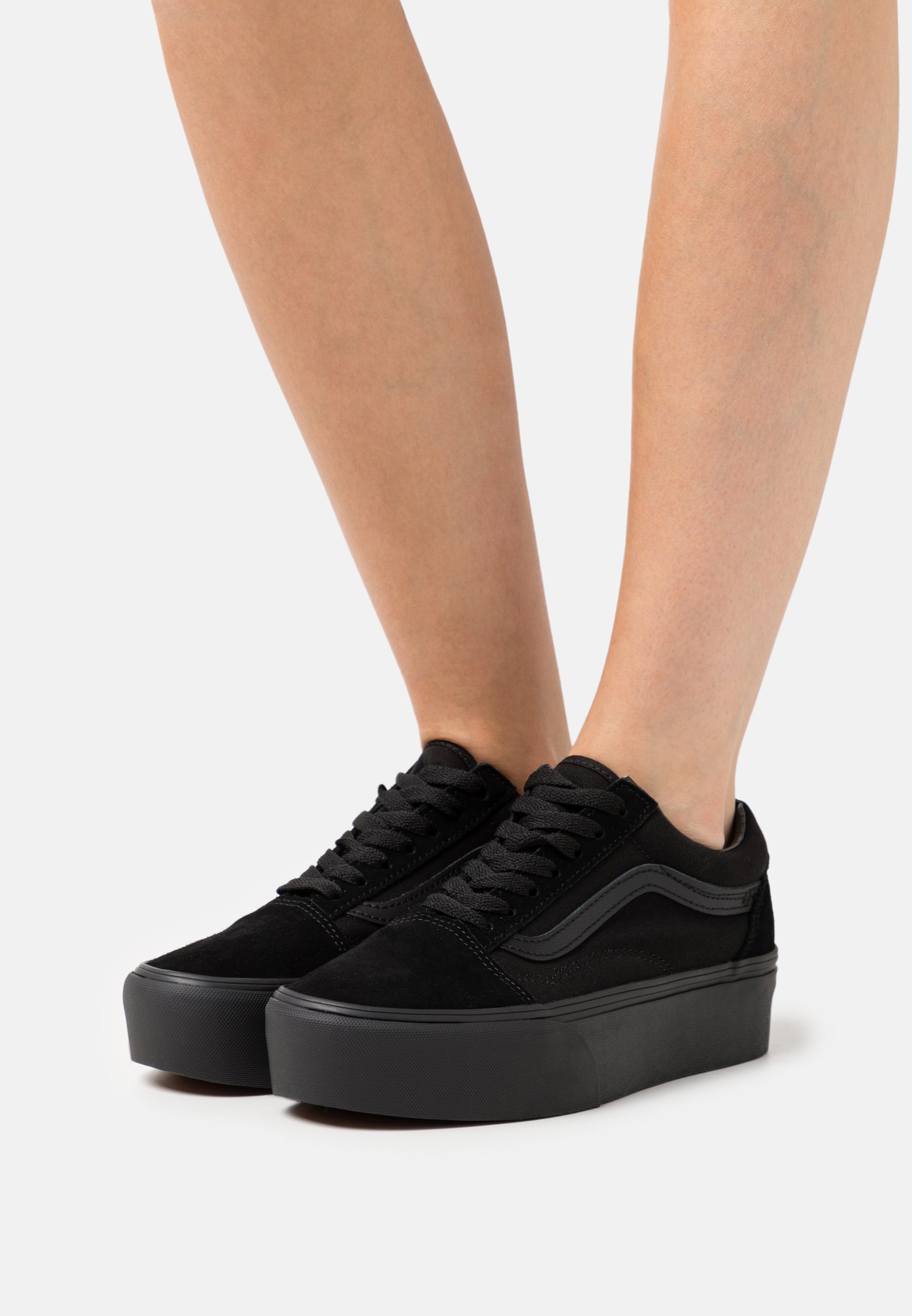 UA OLD SKOOL STACKFORM - Trainers