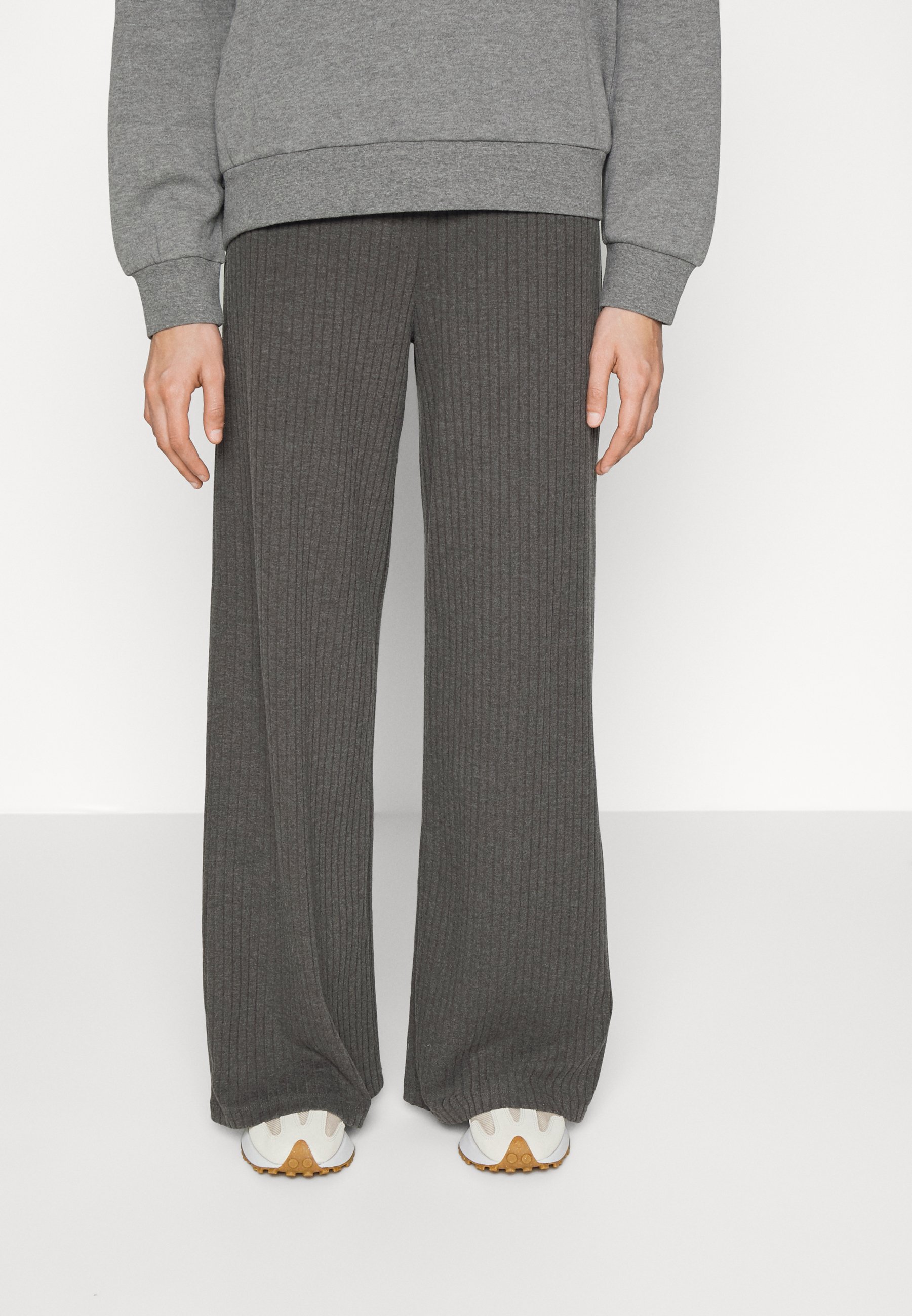 RIBBED WIDE LEG - Tracksuit bottoms
