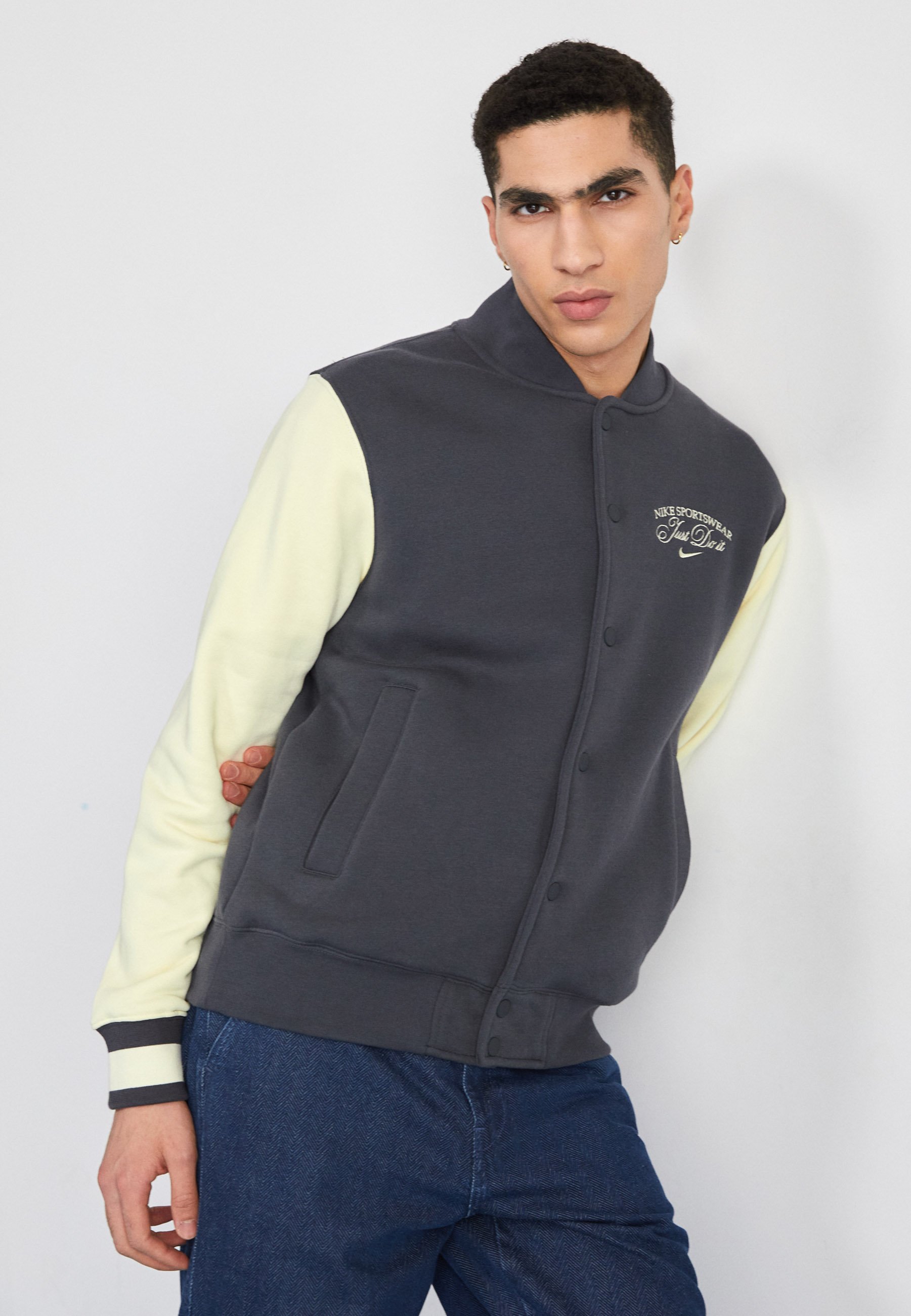 TREND VARSITY - Zip-up sweatshirt