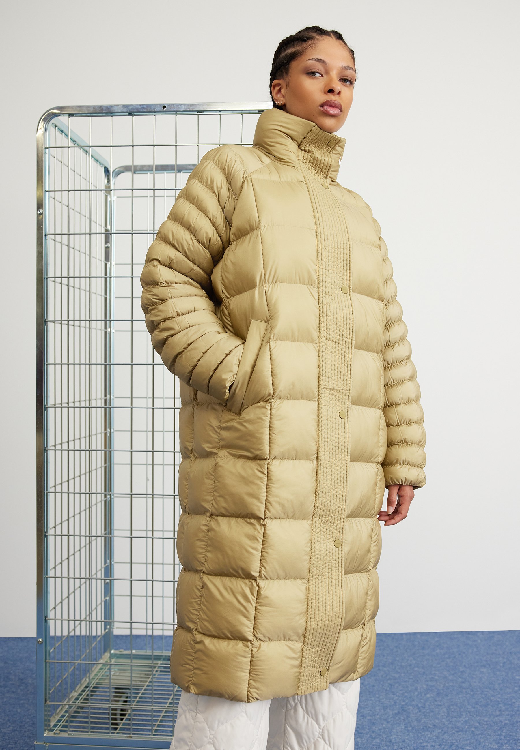 W NSW ESSNTL PRIMA PKA - Winter coat