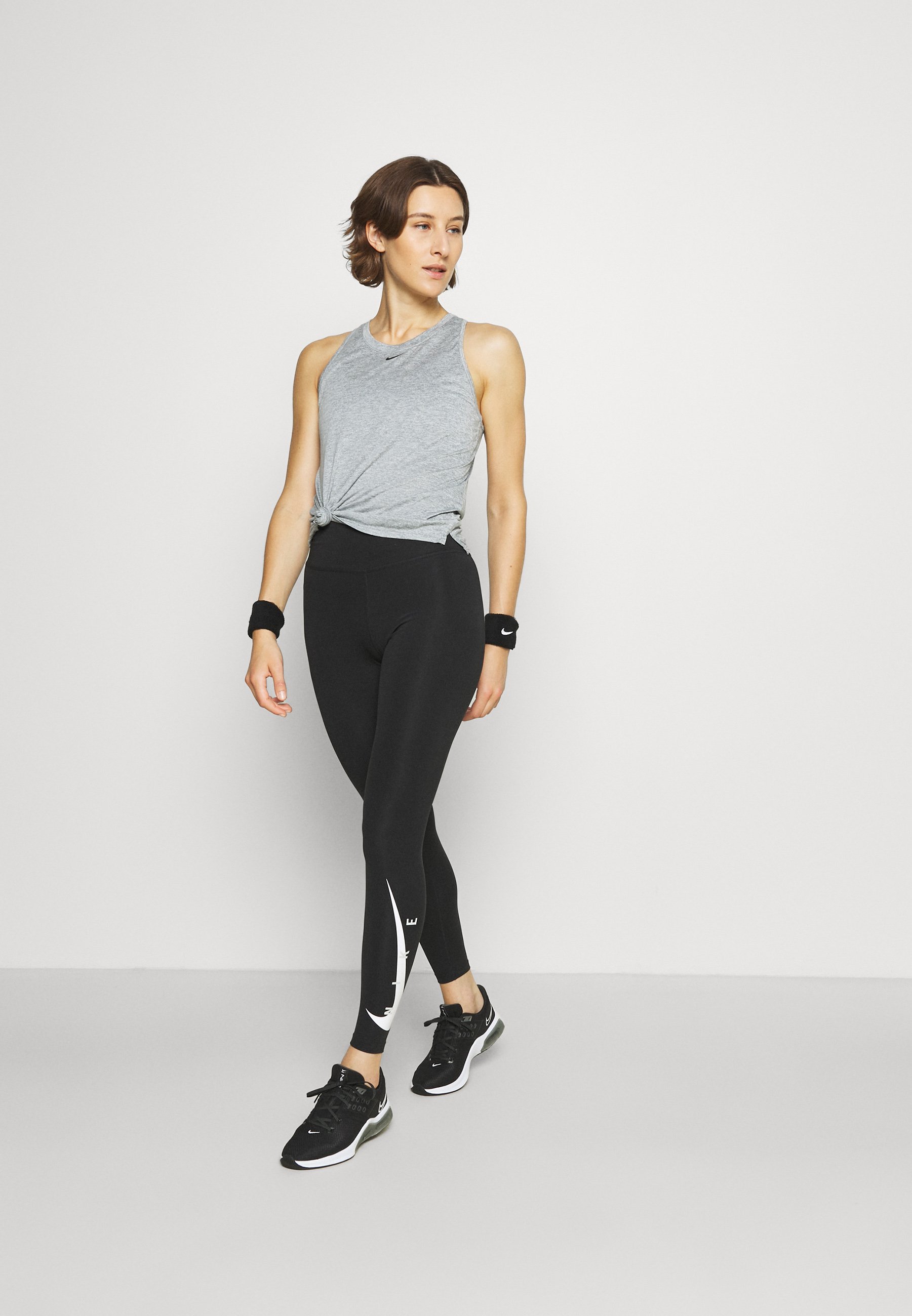 ONE TANK - Top