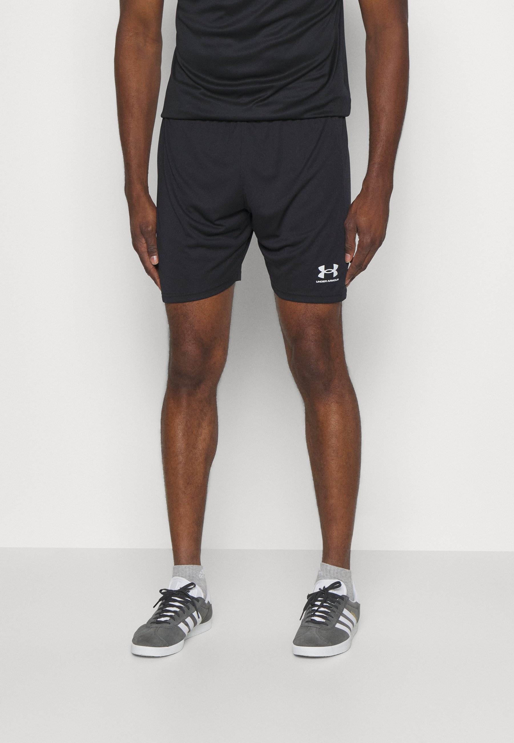 CHALLENGER- Sports shorts