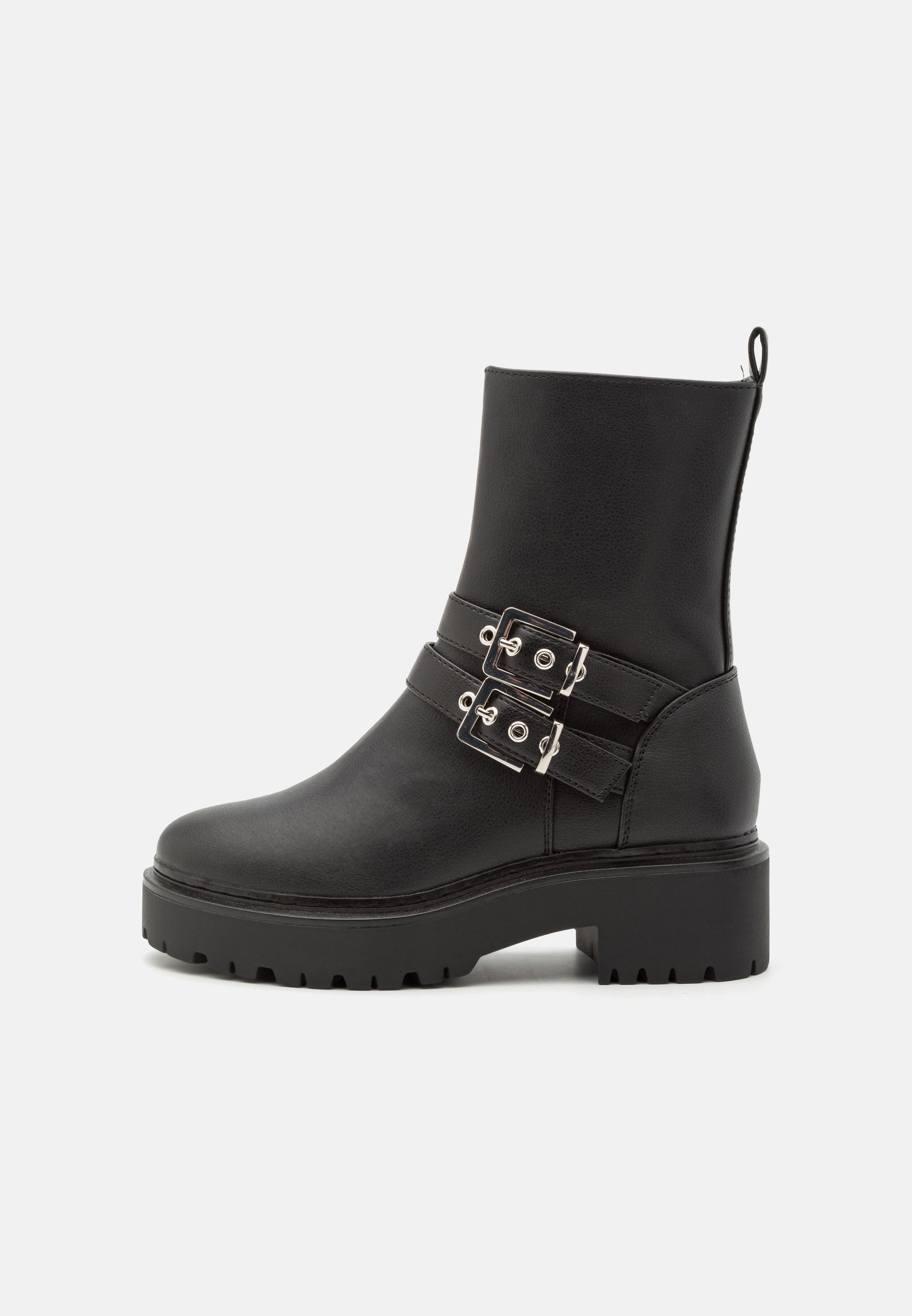 Platform ankle boots