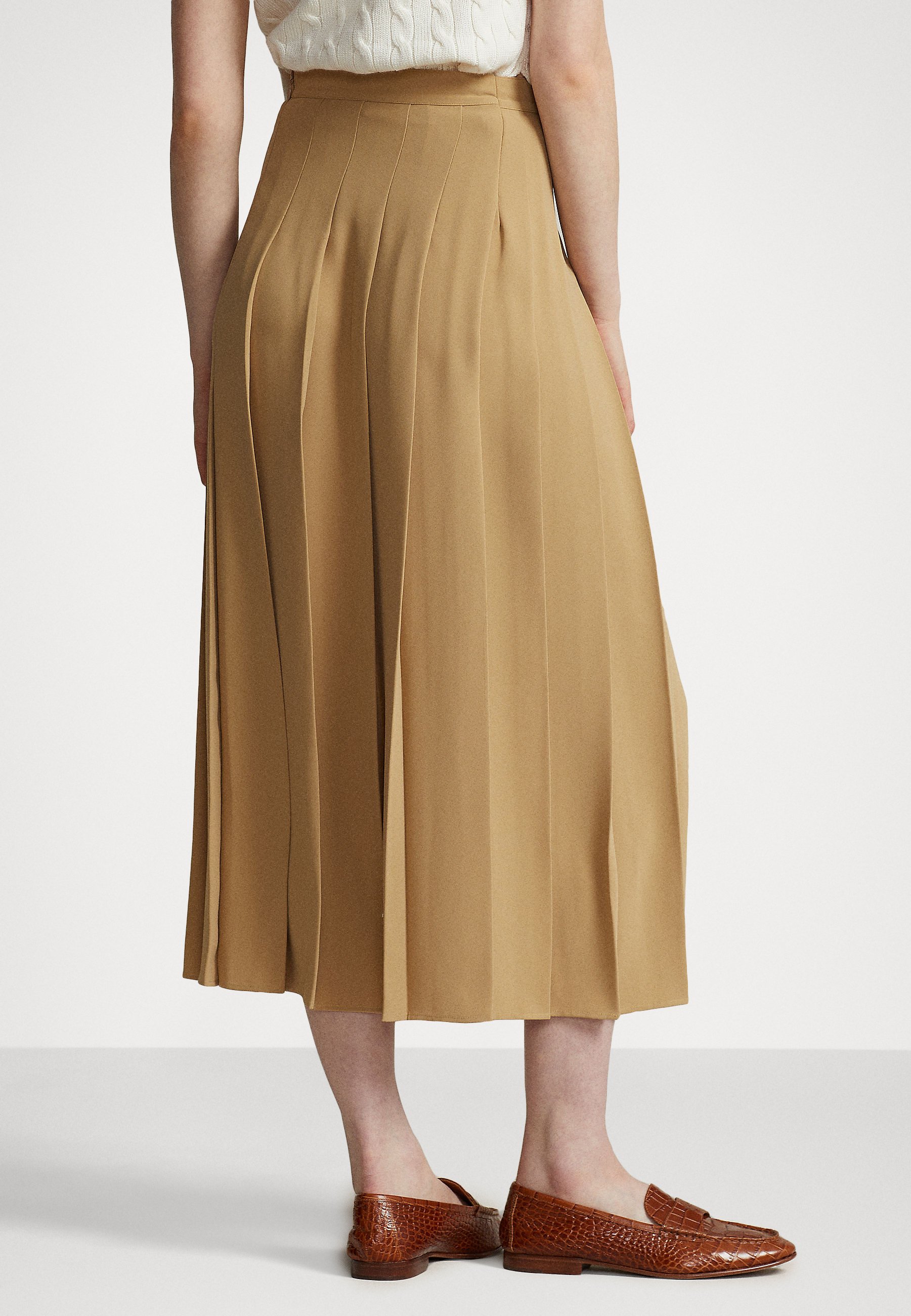 Pleated skirt