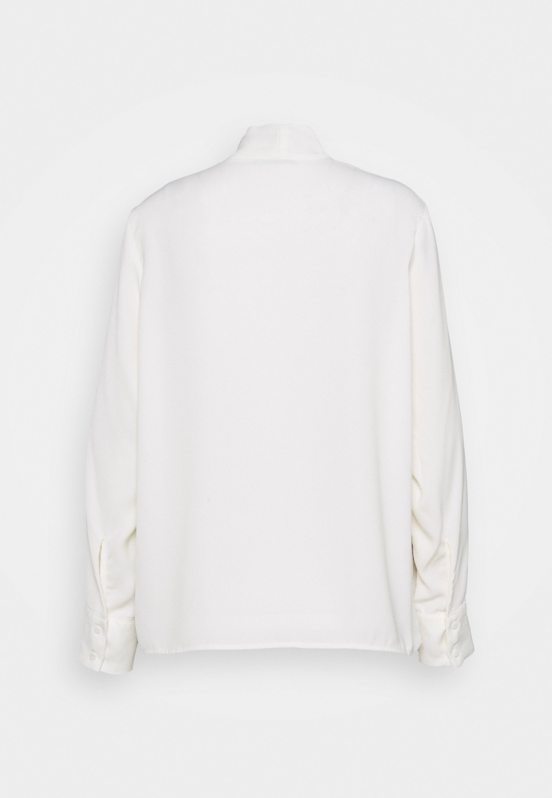 Long sleeved top