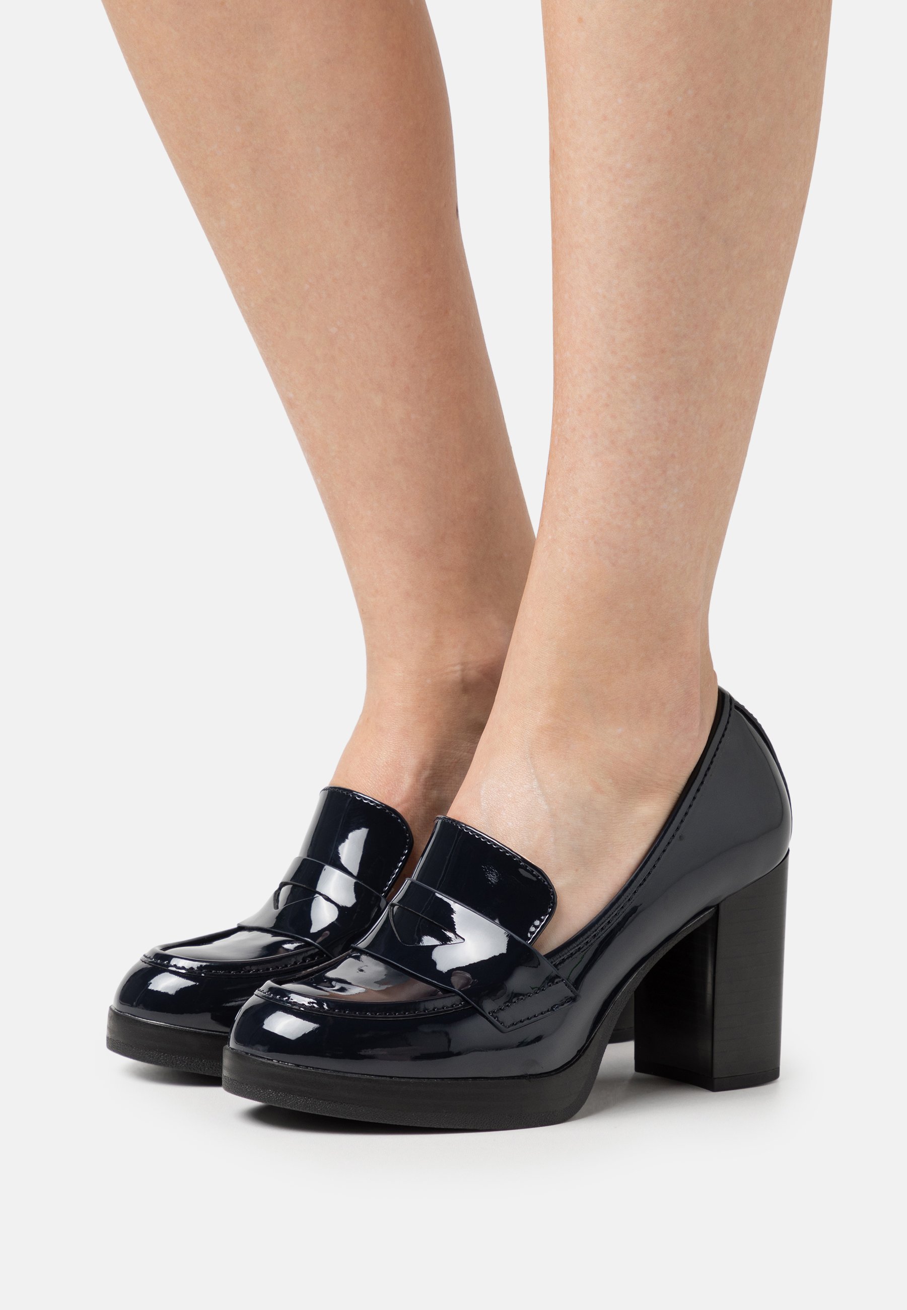Platform heels