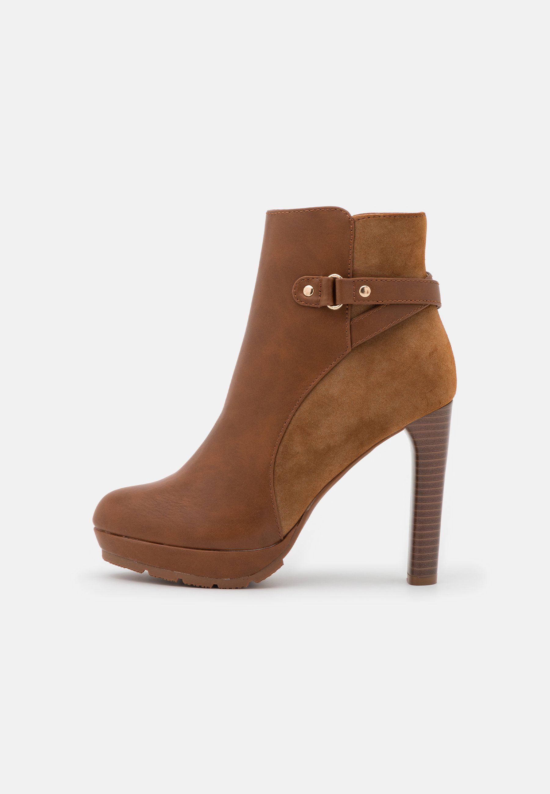 Platform ankle boots