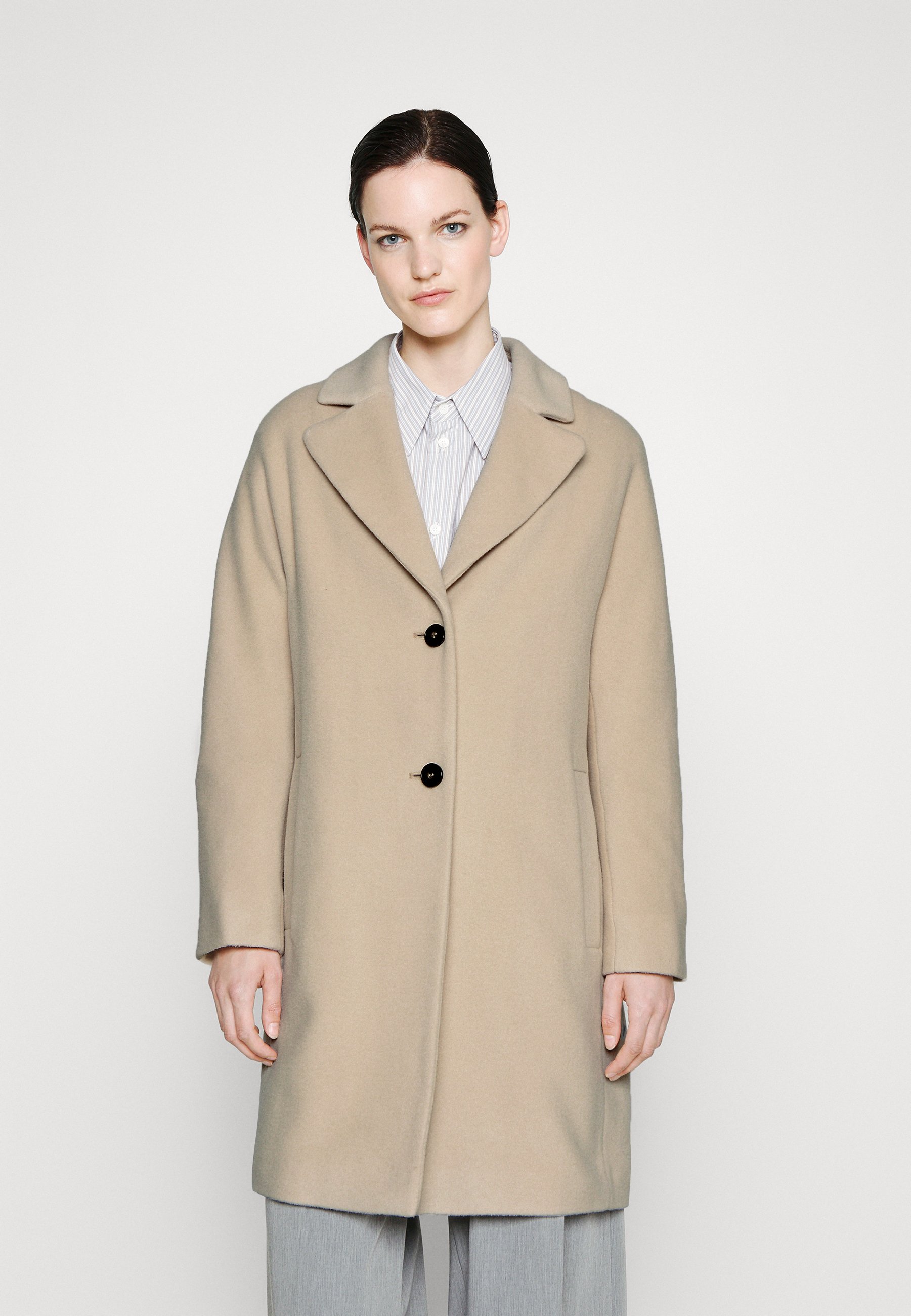 Classic coat