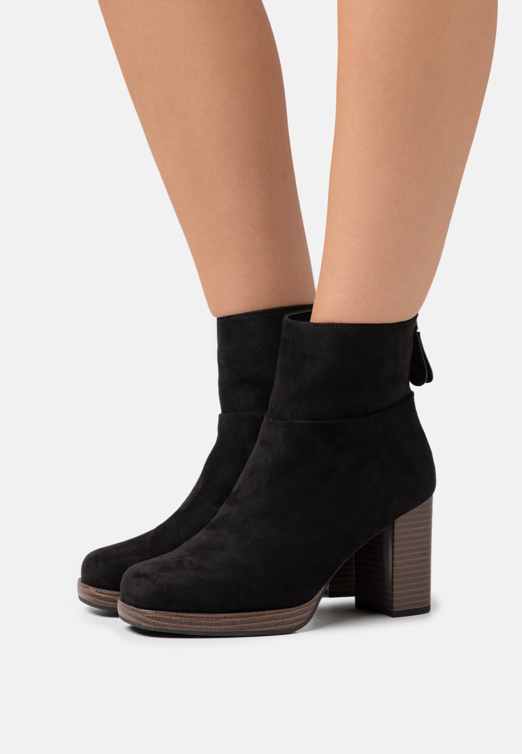 WIDE FIT - Platform ankle boots