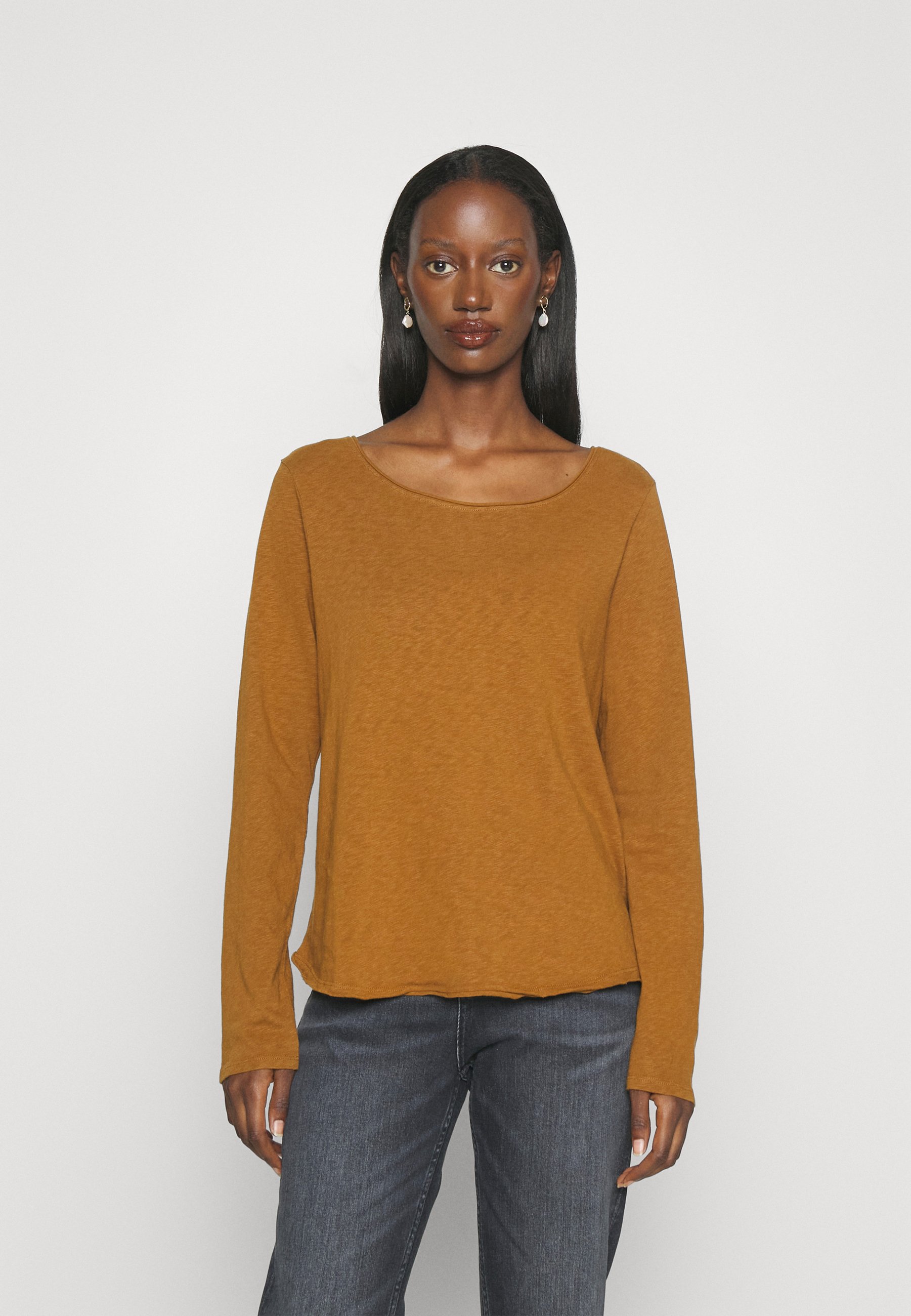 REGULAR FIT CIRCULARITY - Long sleeved top