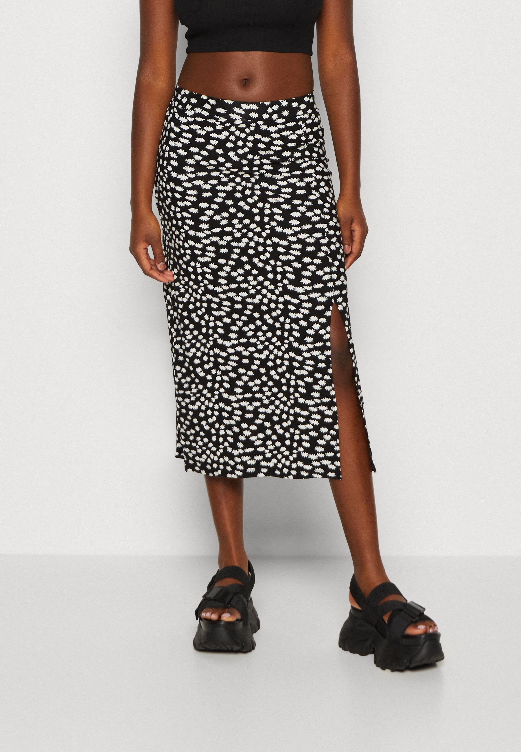 Pencil skirt