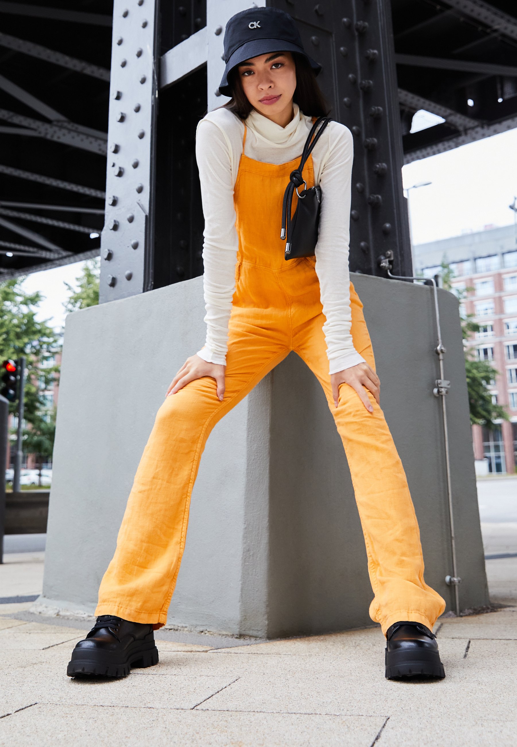 VEGAN ASPHA- Casual lace-ups