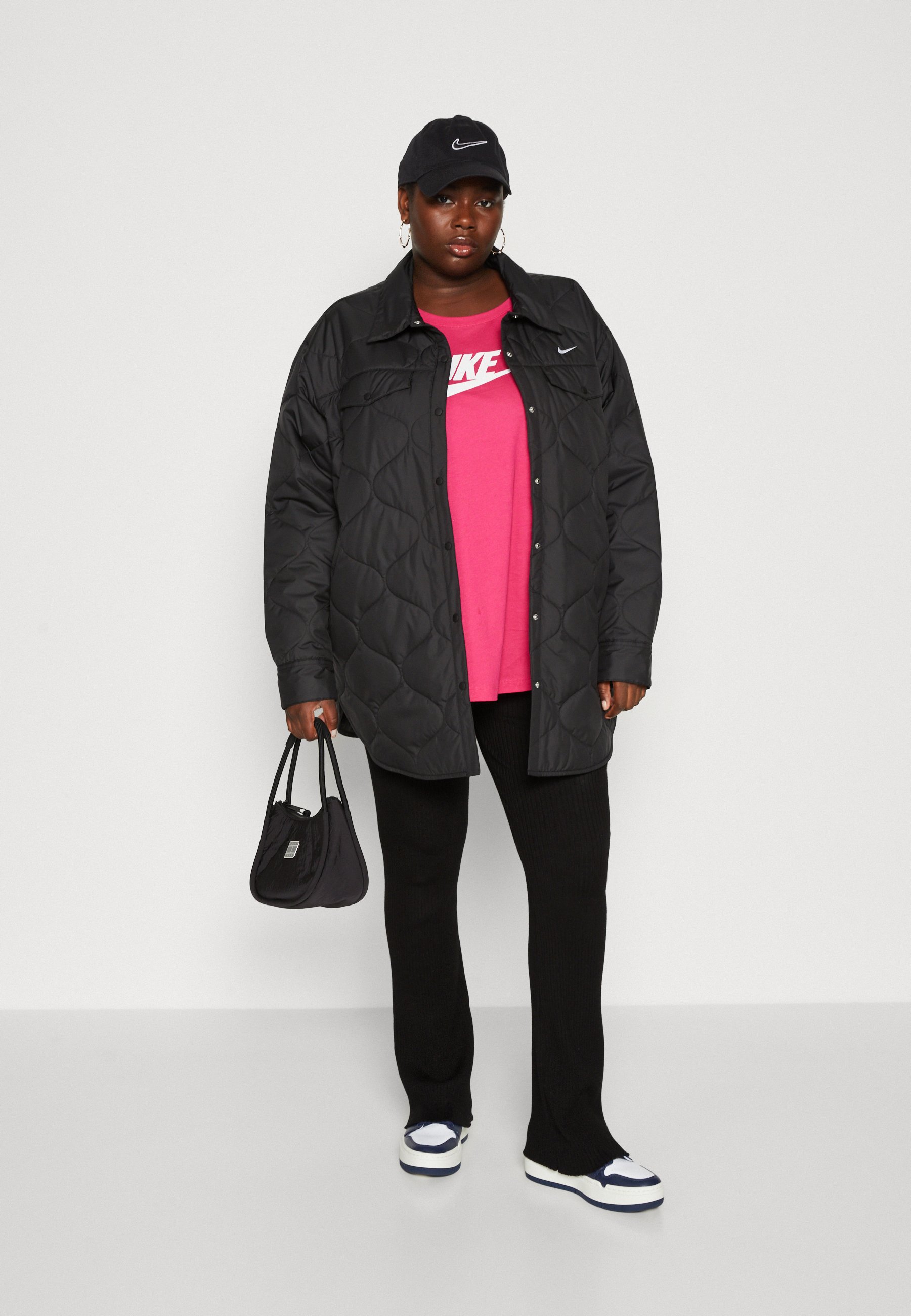 W NSW ESSNTL STD TRCH - Short coat
