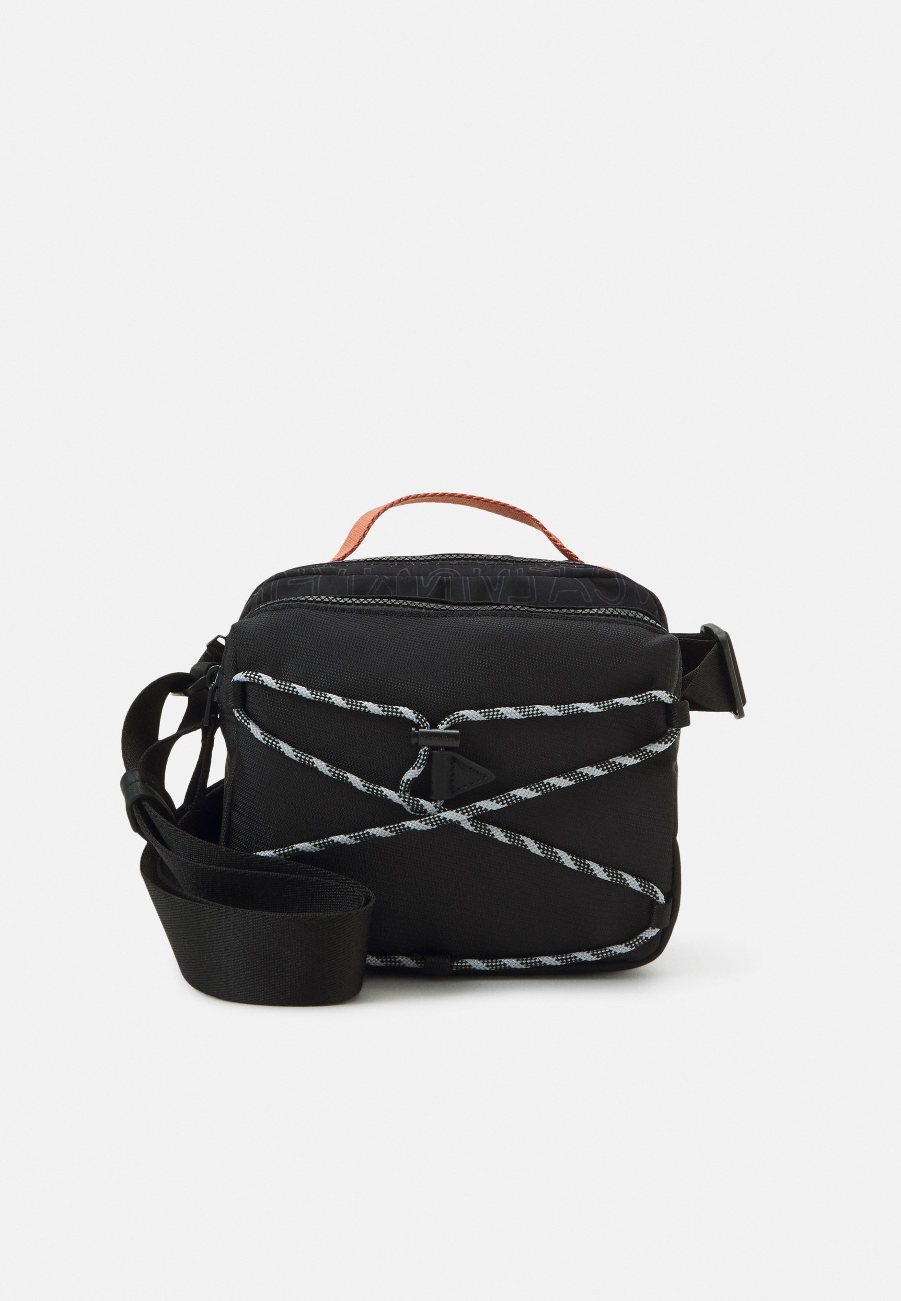 MUST HIKE CAMERA BAG MONO - Across body bag