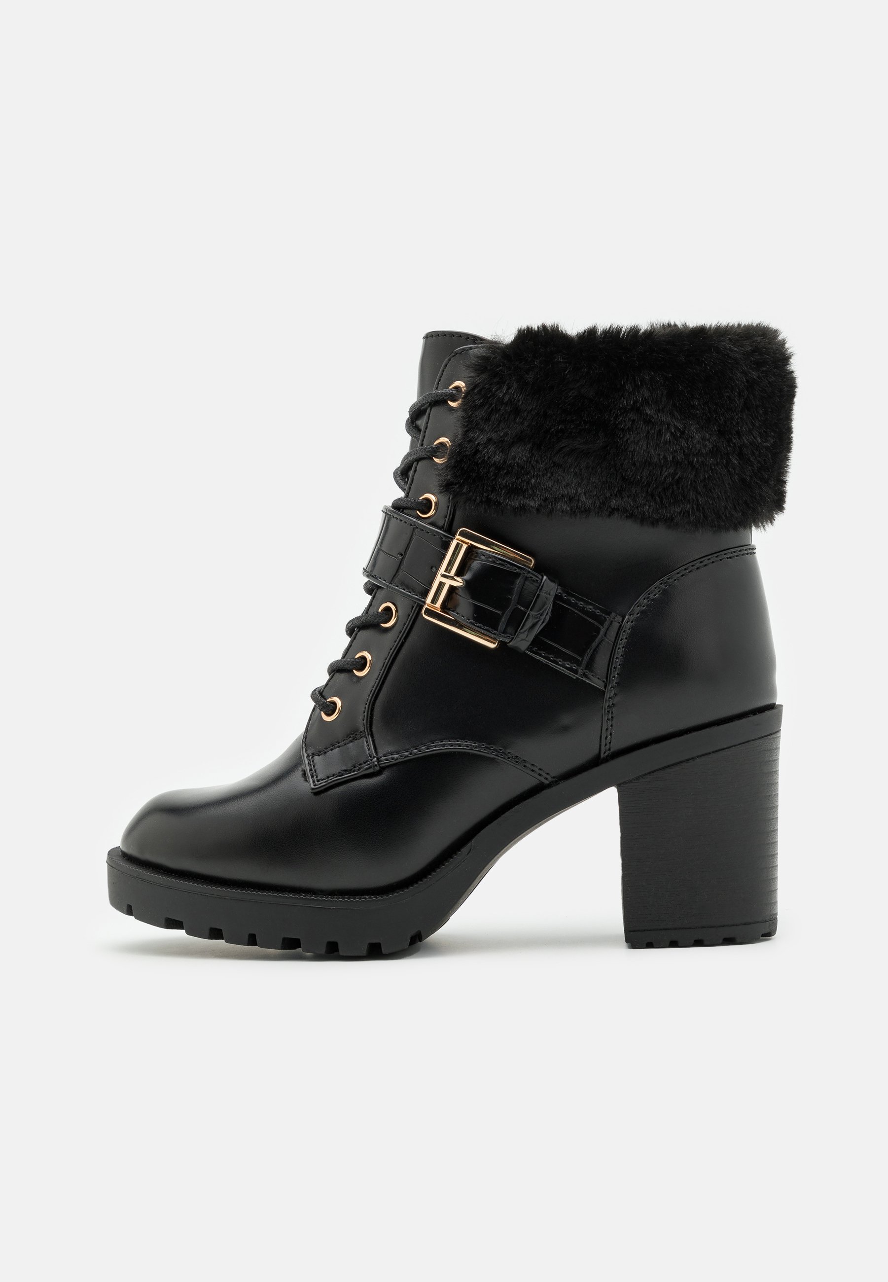 Lace-up ankle boots