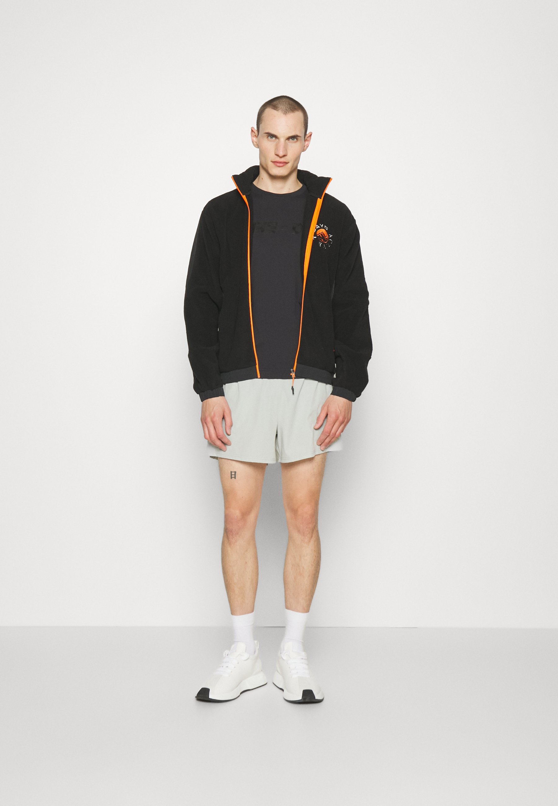 TRAINING UNISEX - Shorts