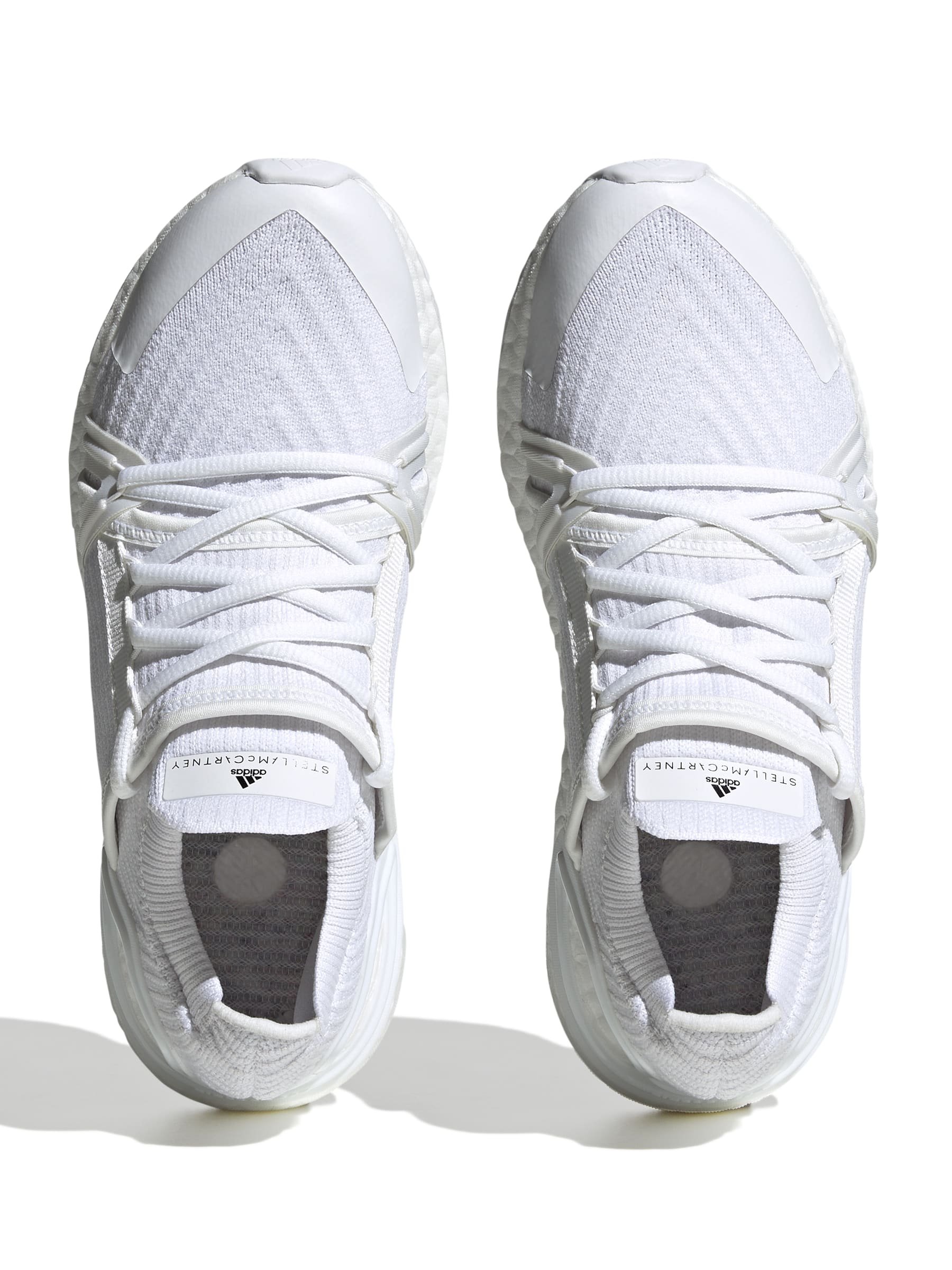 ULTRABOOST - Stabilty running shoes