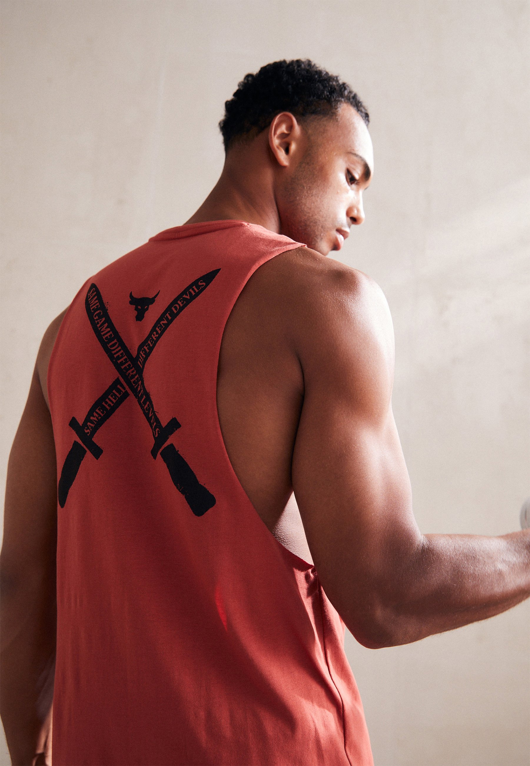 ROCK DAGGER TANK - Top