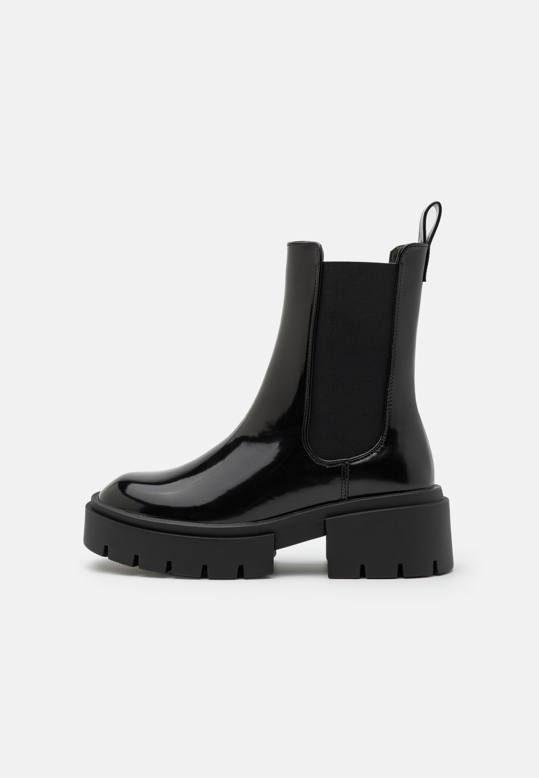 Platform ankle boots
