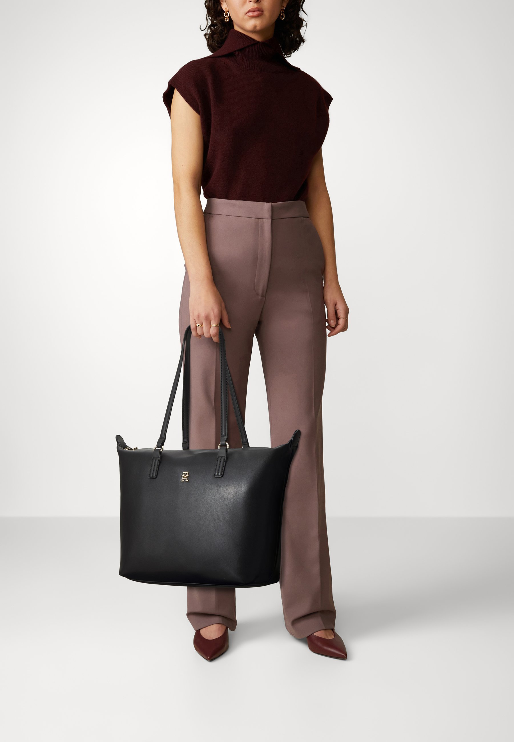 POPPY PLUS TOTE - Handbag