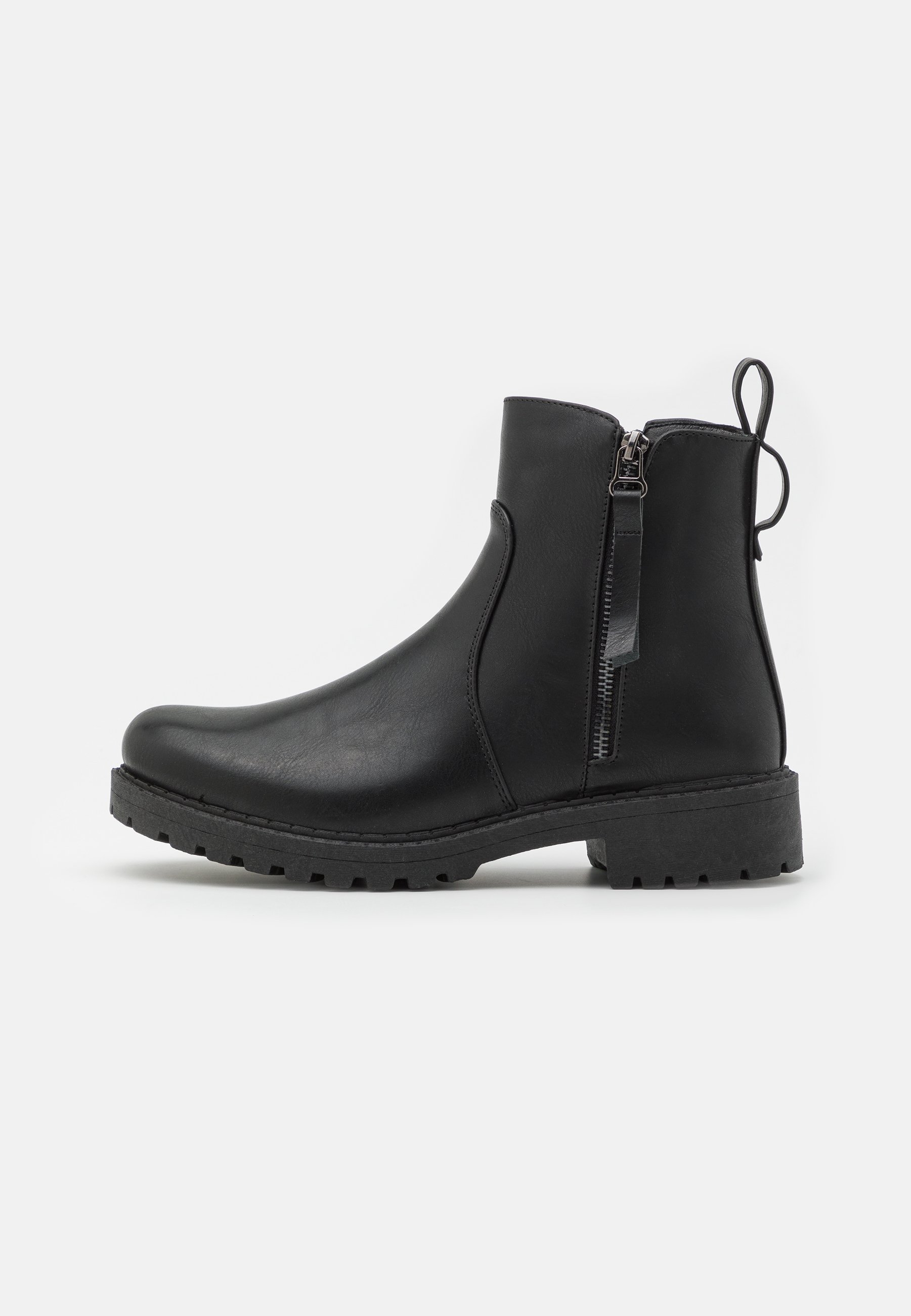 Classic ankle boots