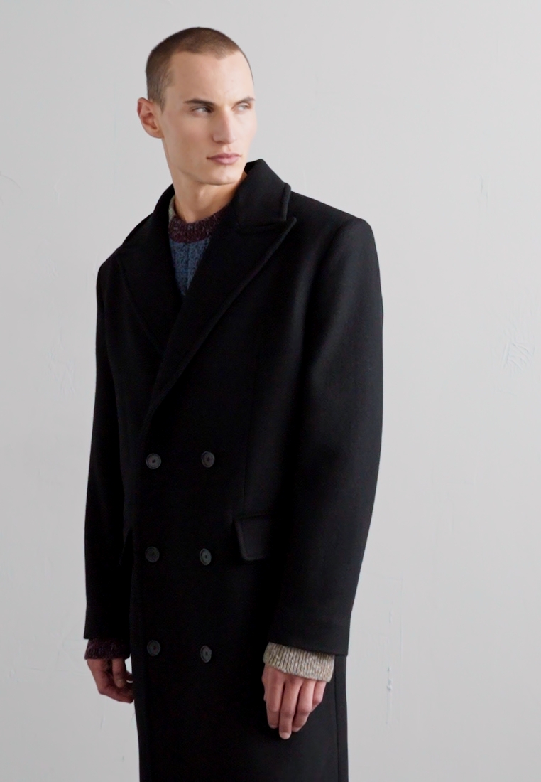 DOUBLE BREASTED- Classic coat