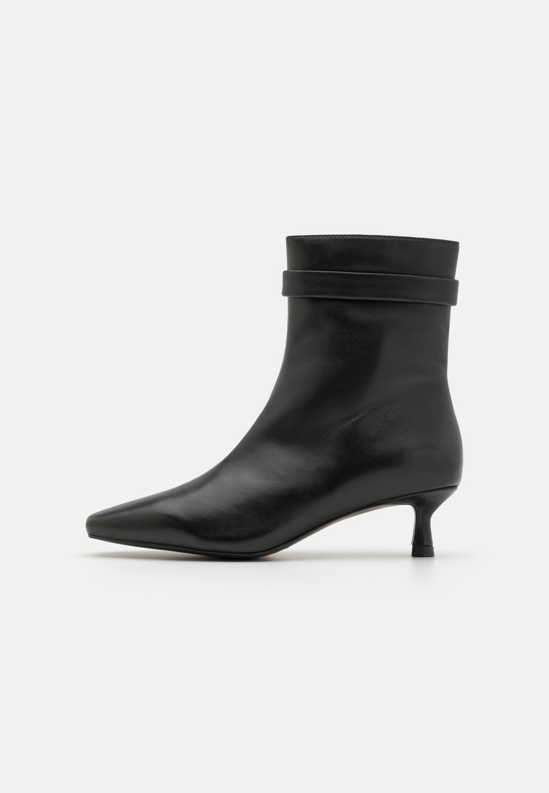 LEATHER - Classic ankle boots