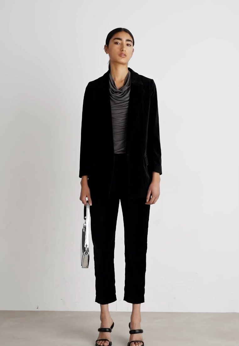 ALEIDA - Short coat
