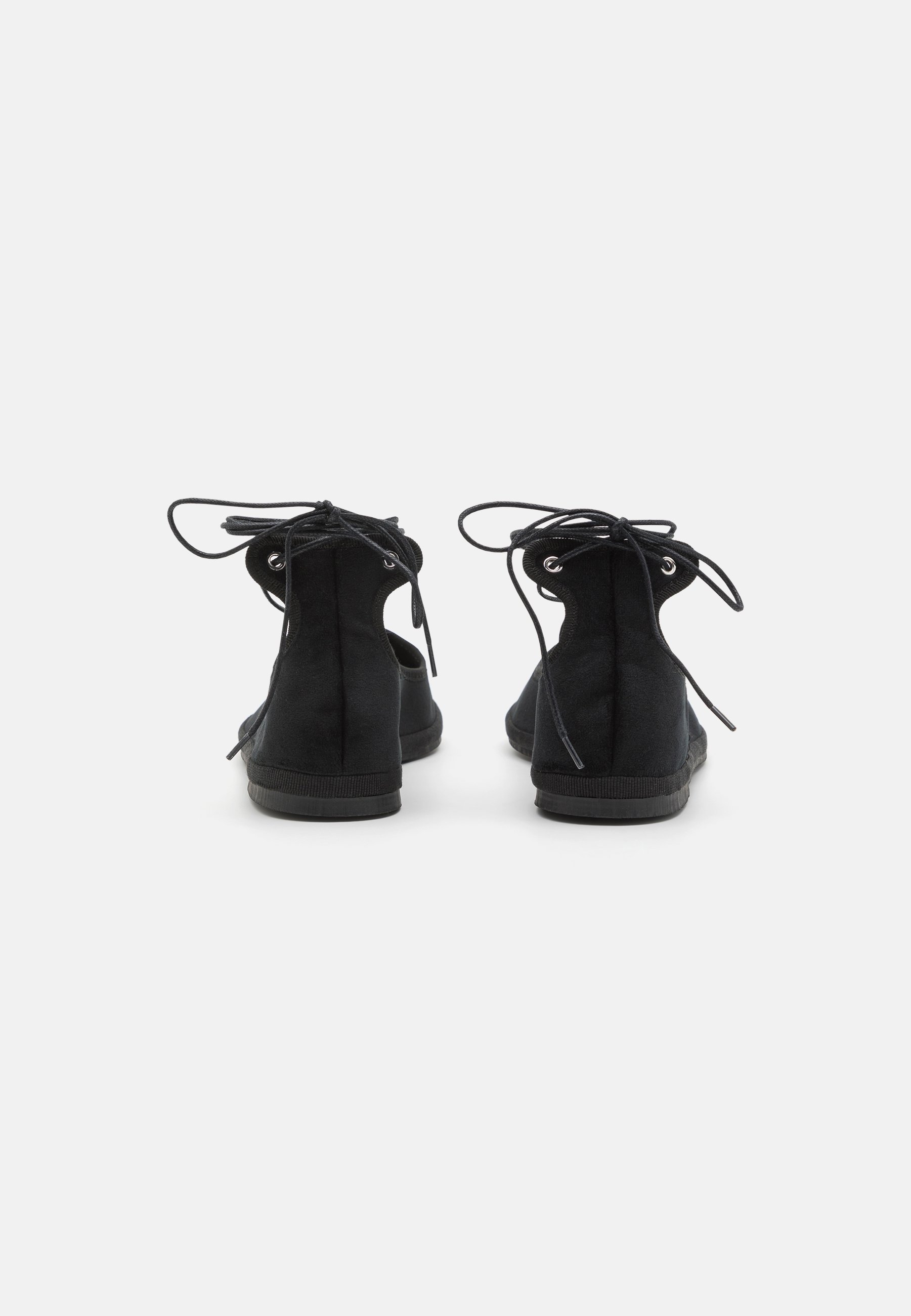 INES - Ankle strap ballet pumps