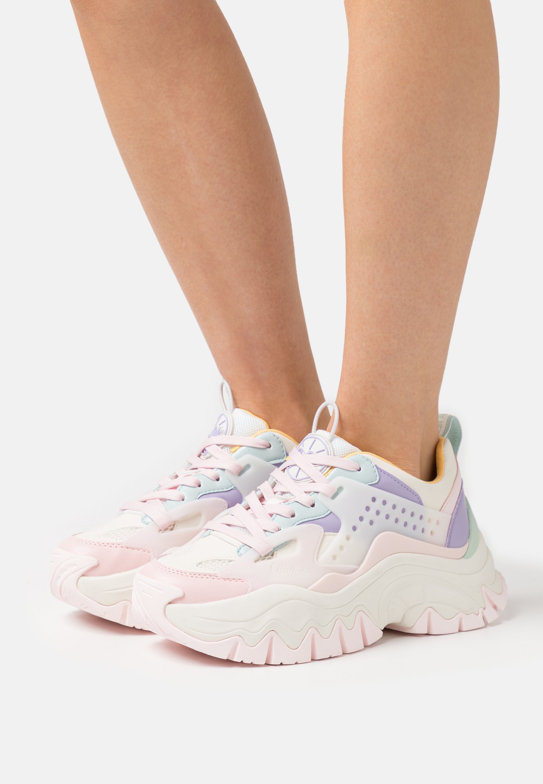 TRAIL - Trainers