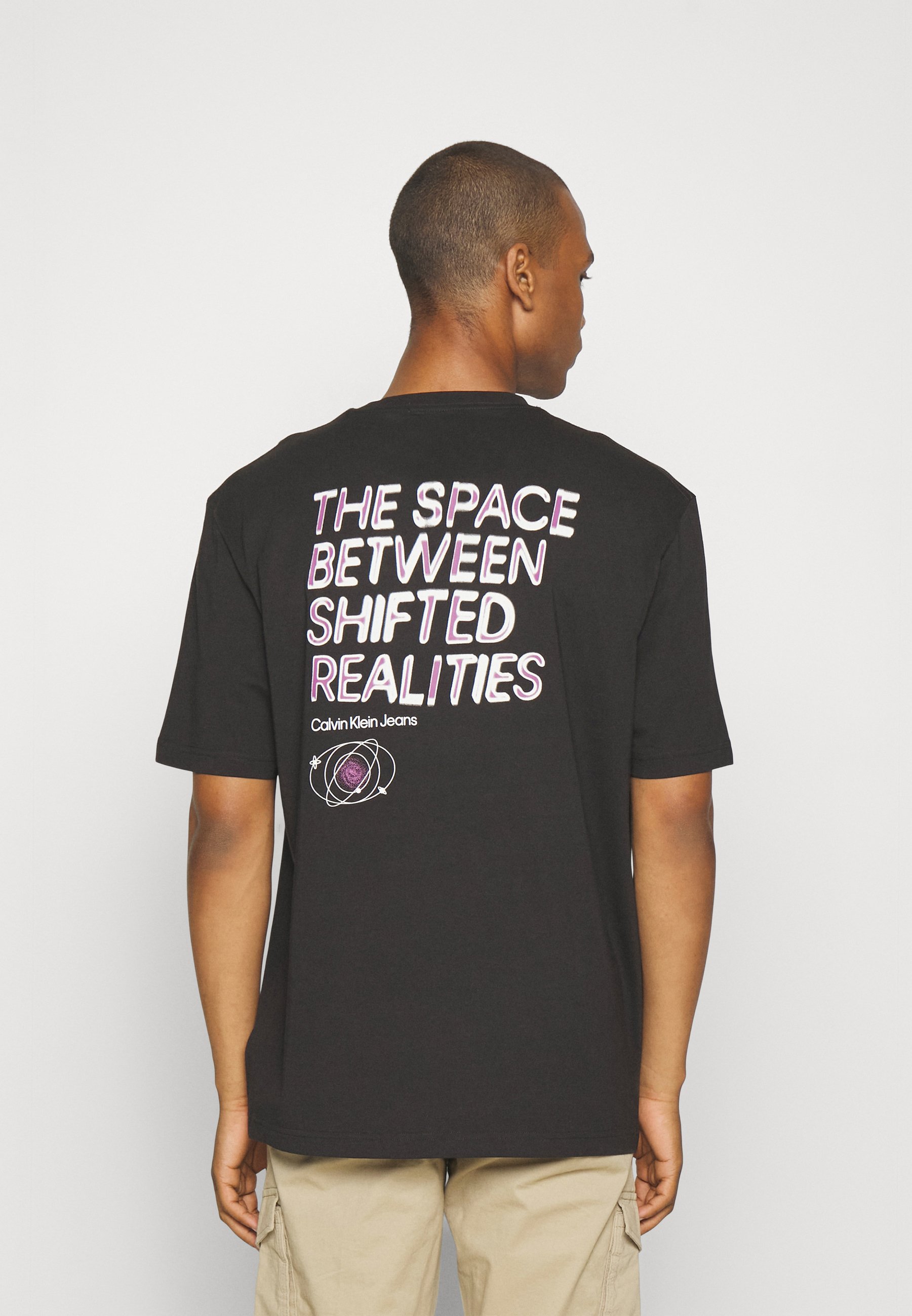 FUTURE FADE SLOGAN TEE GENDERLESS UNISEX - Print T-shirt