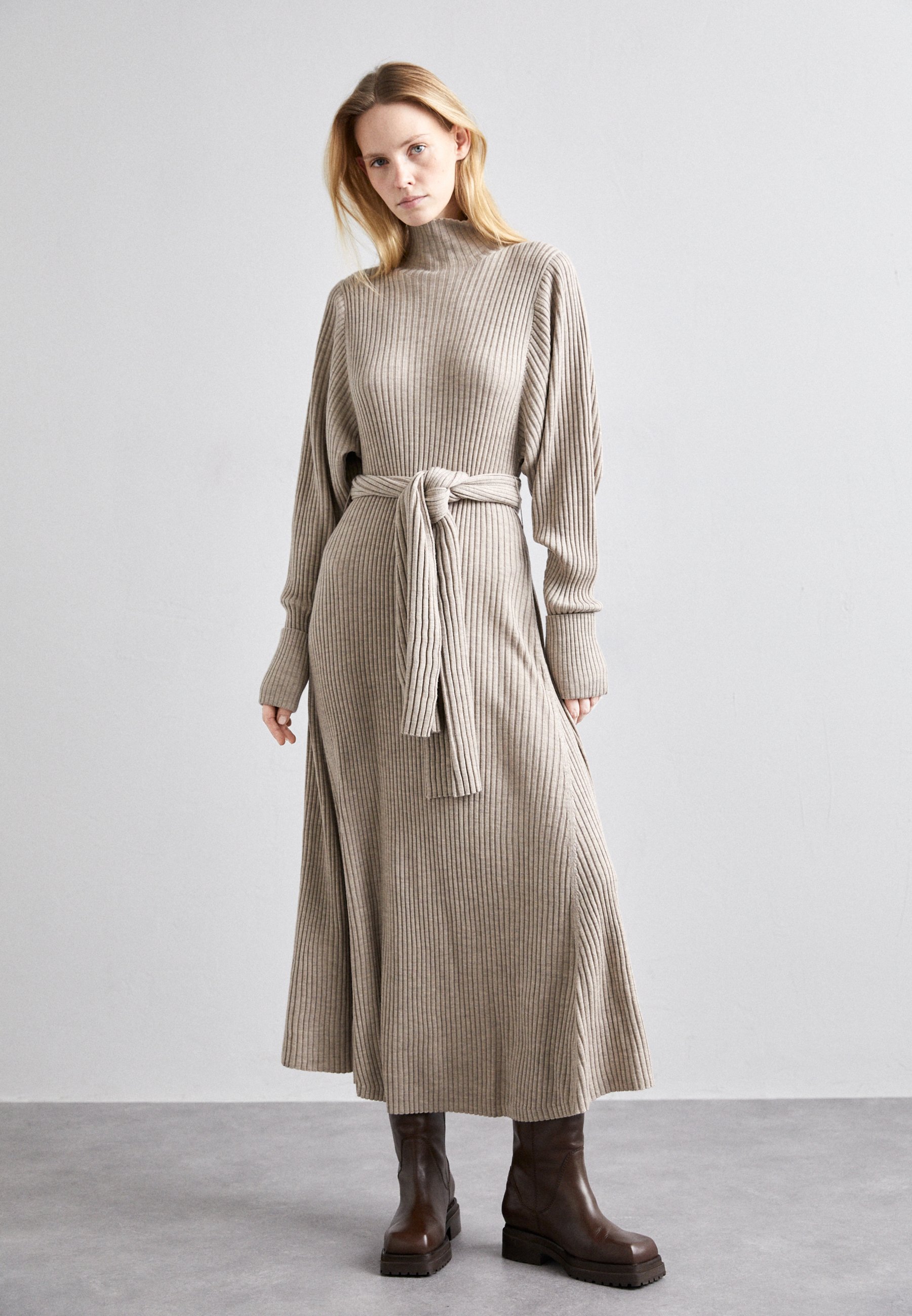 SLOANA - Jumper dress