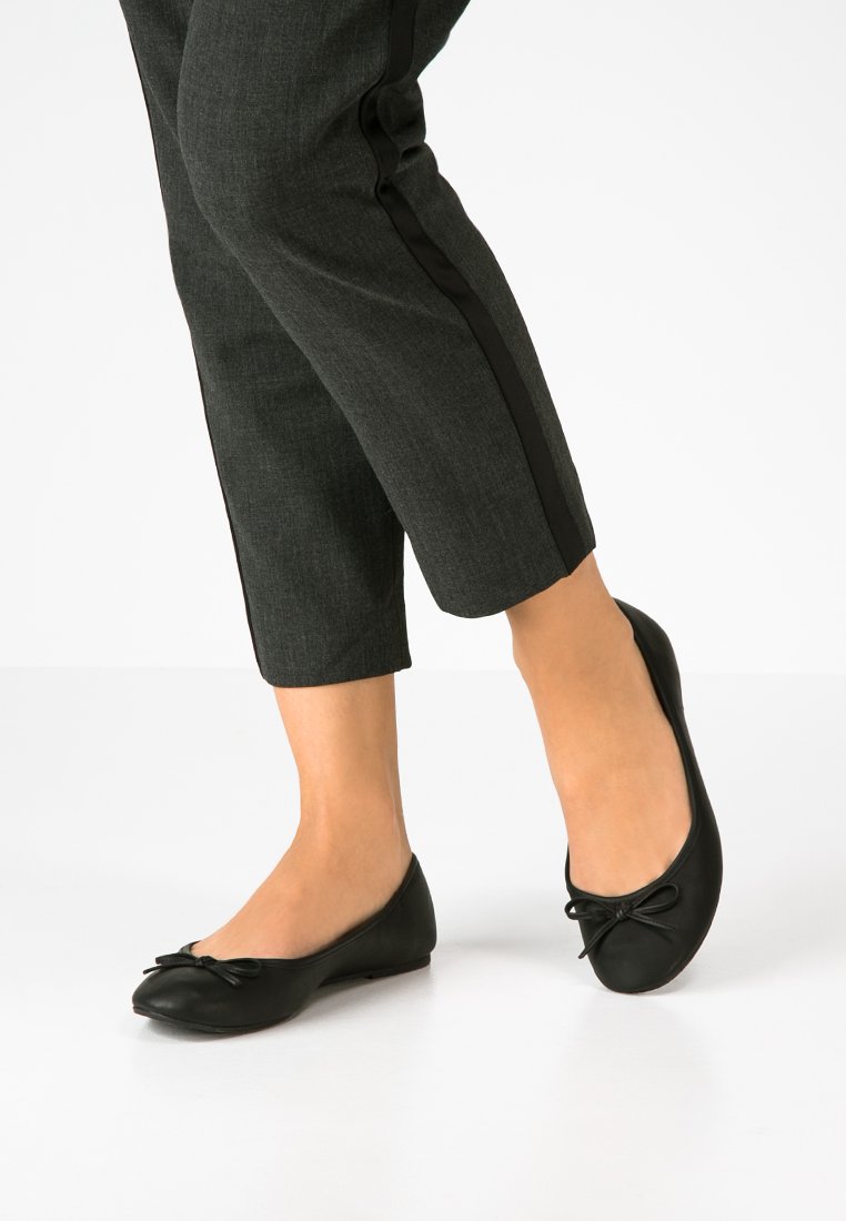 Ballet pumps