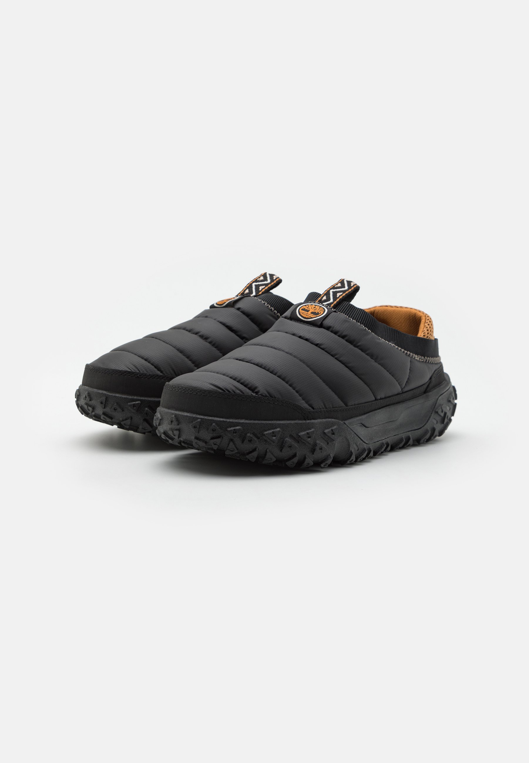MOTION 6- Trainers