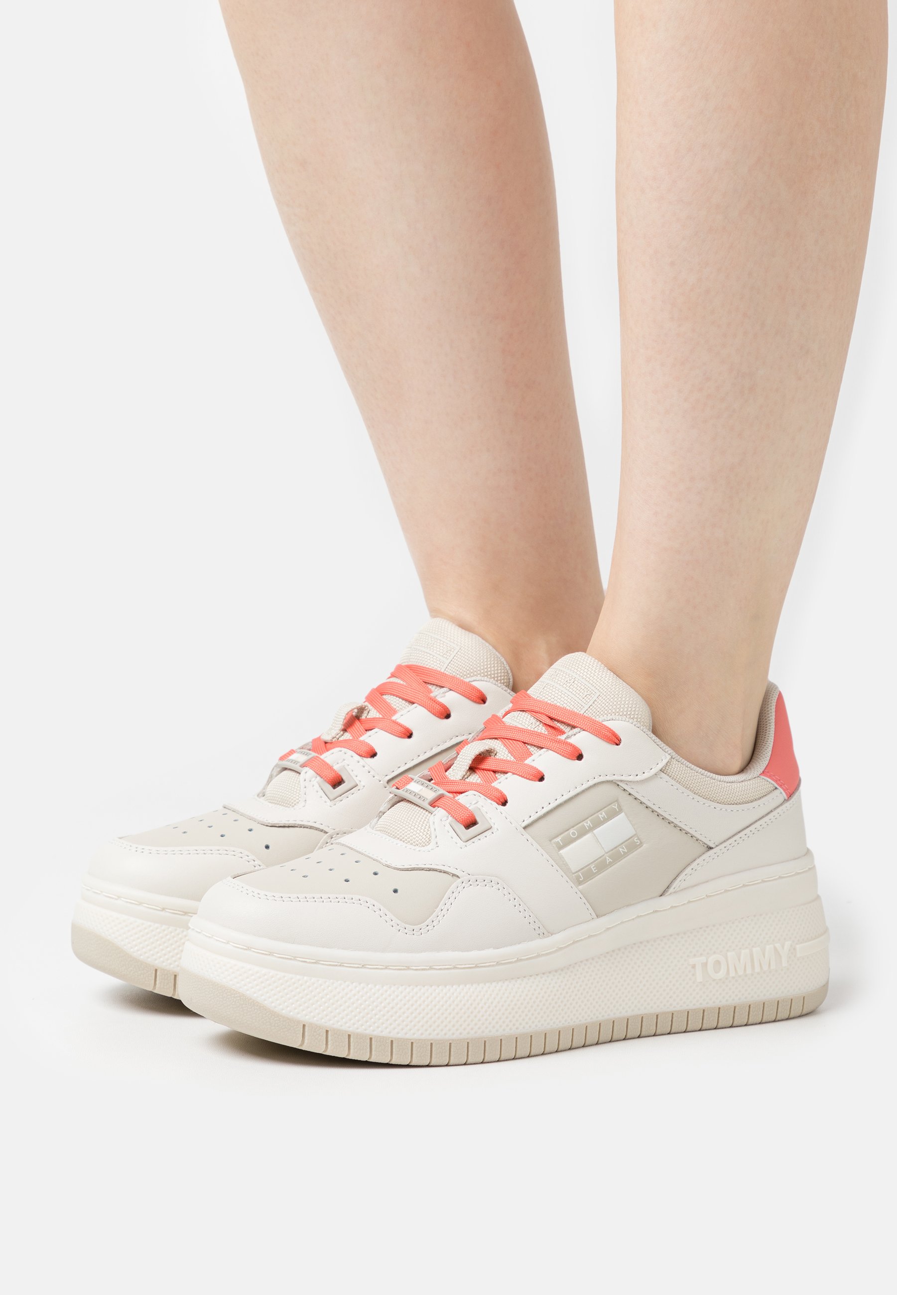 RETRO BASKET FLATFORM MIX - Trainers