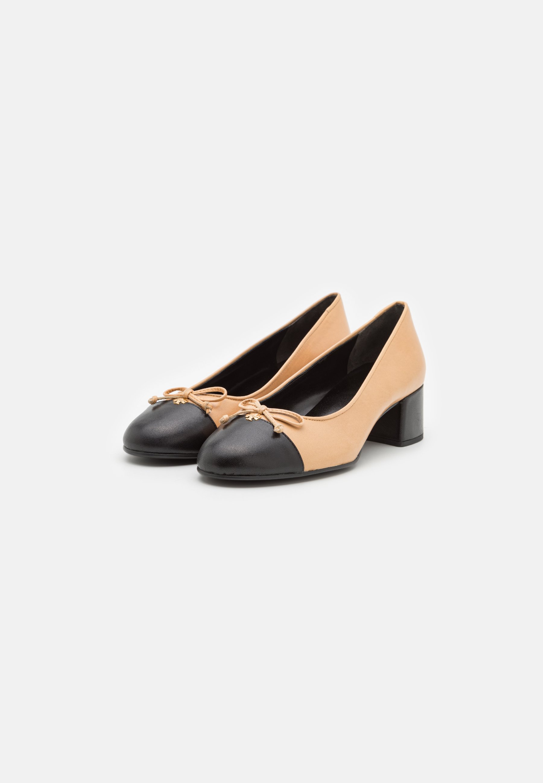 BOW- Classic heels