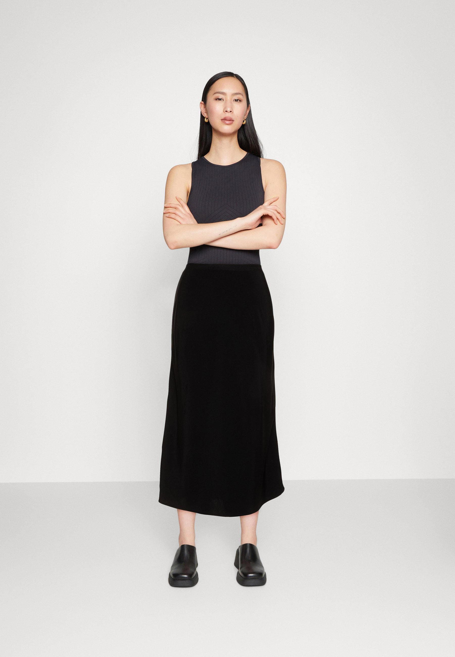 SKIRT SLIP STYLE FLARED ELASTIC WAISTBAND - A-line skirt
