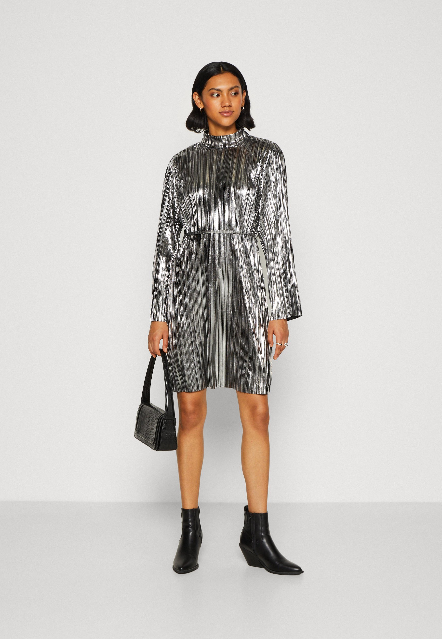 SLFNALINE HIGH NECK SHORT PLISSE - Cocktail dress / Party dress