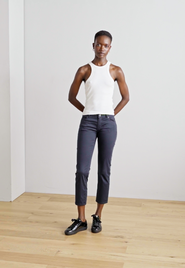 STRAIGHT FIT MID WAIST - Trousers