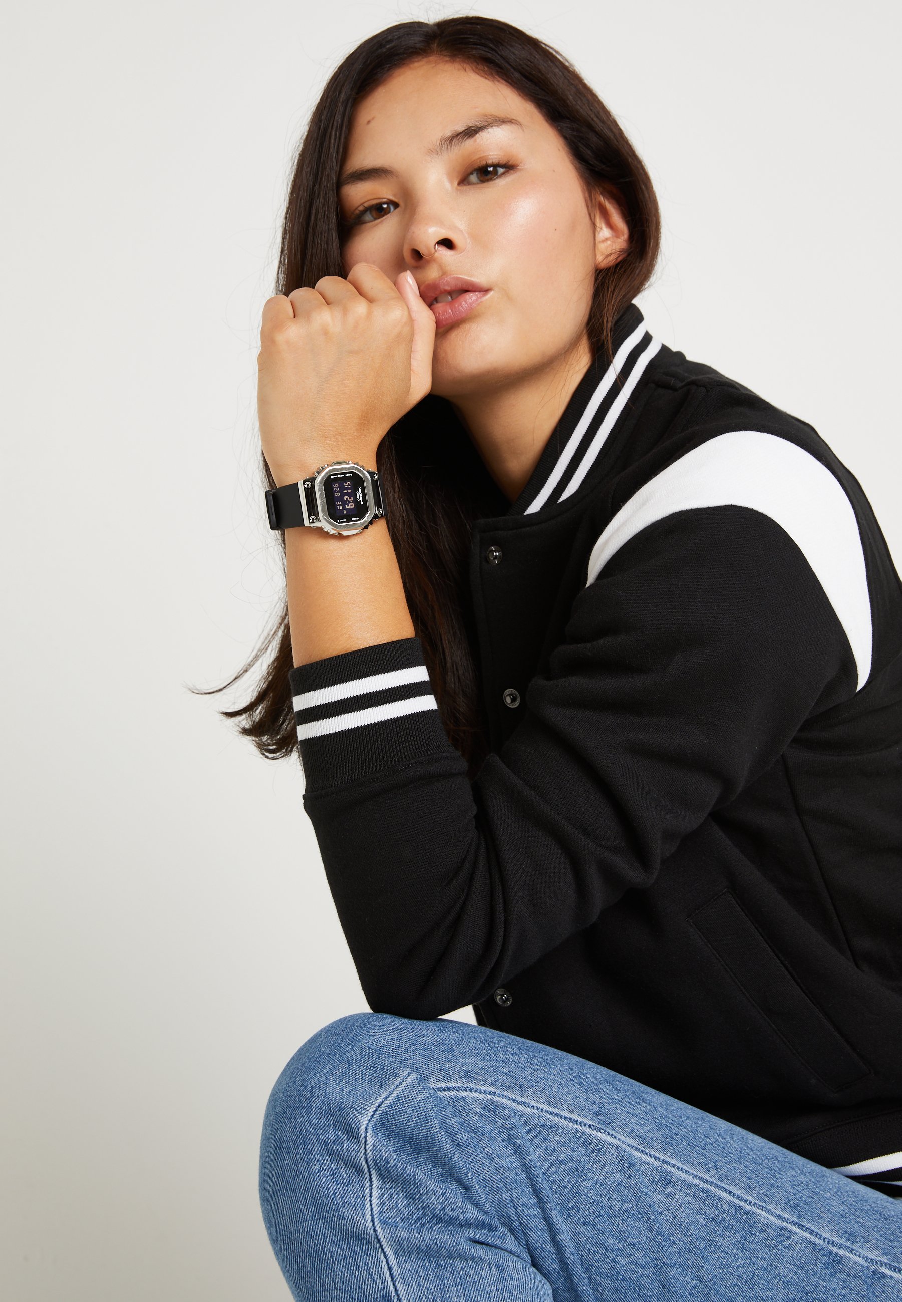 Digital watch