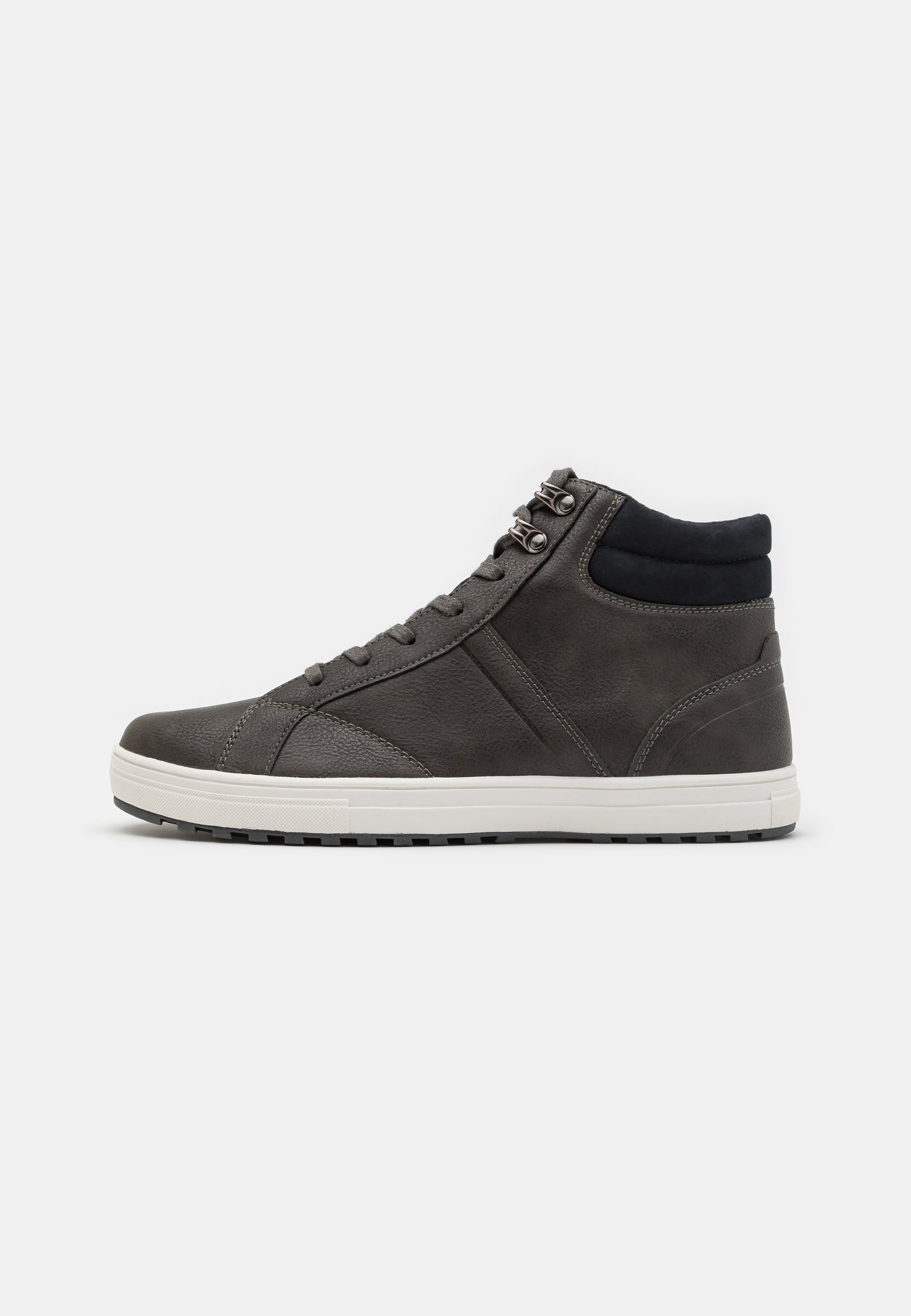 High-top trainers